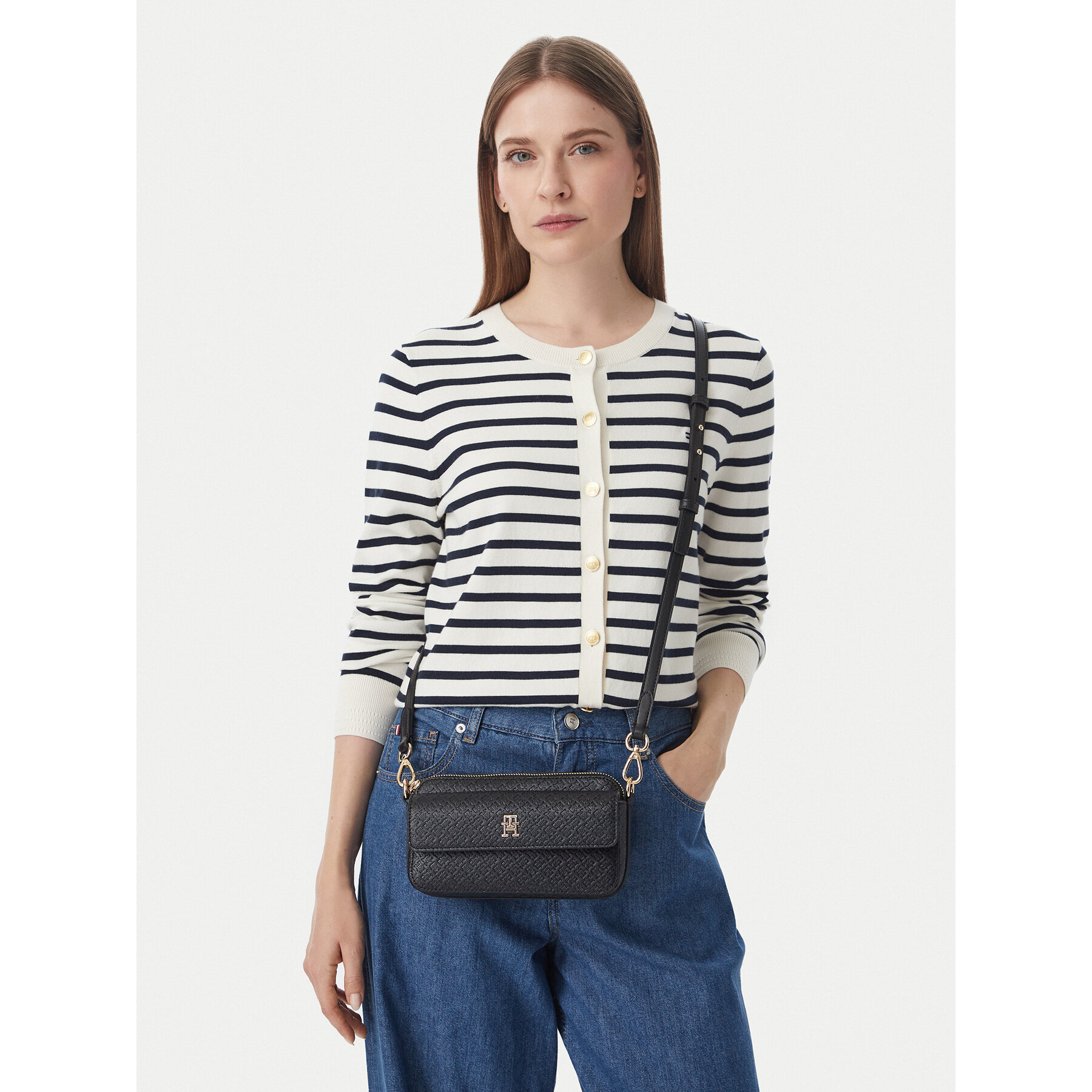 Geantă Tommy Hilfiger Th Icon Camera Bag Mono AW0AW18922 Negru