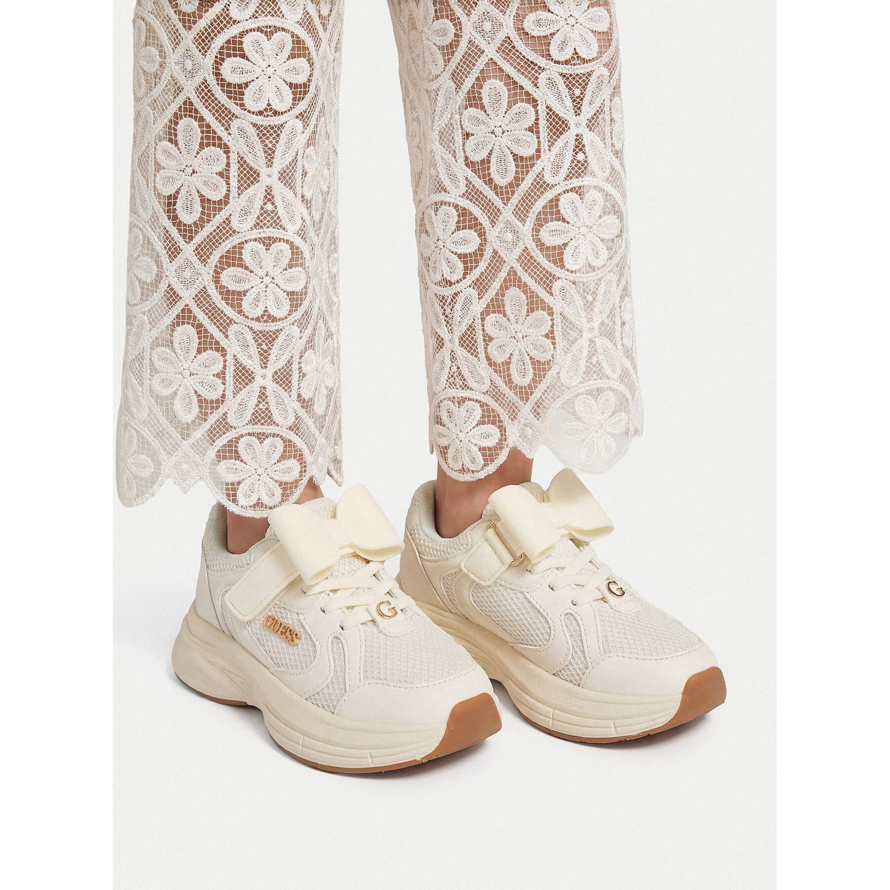 Sneakers Guess CEO-BIC29275JJKF3GG Écru