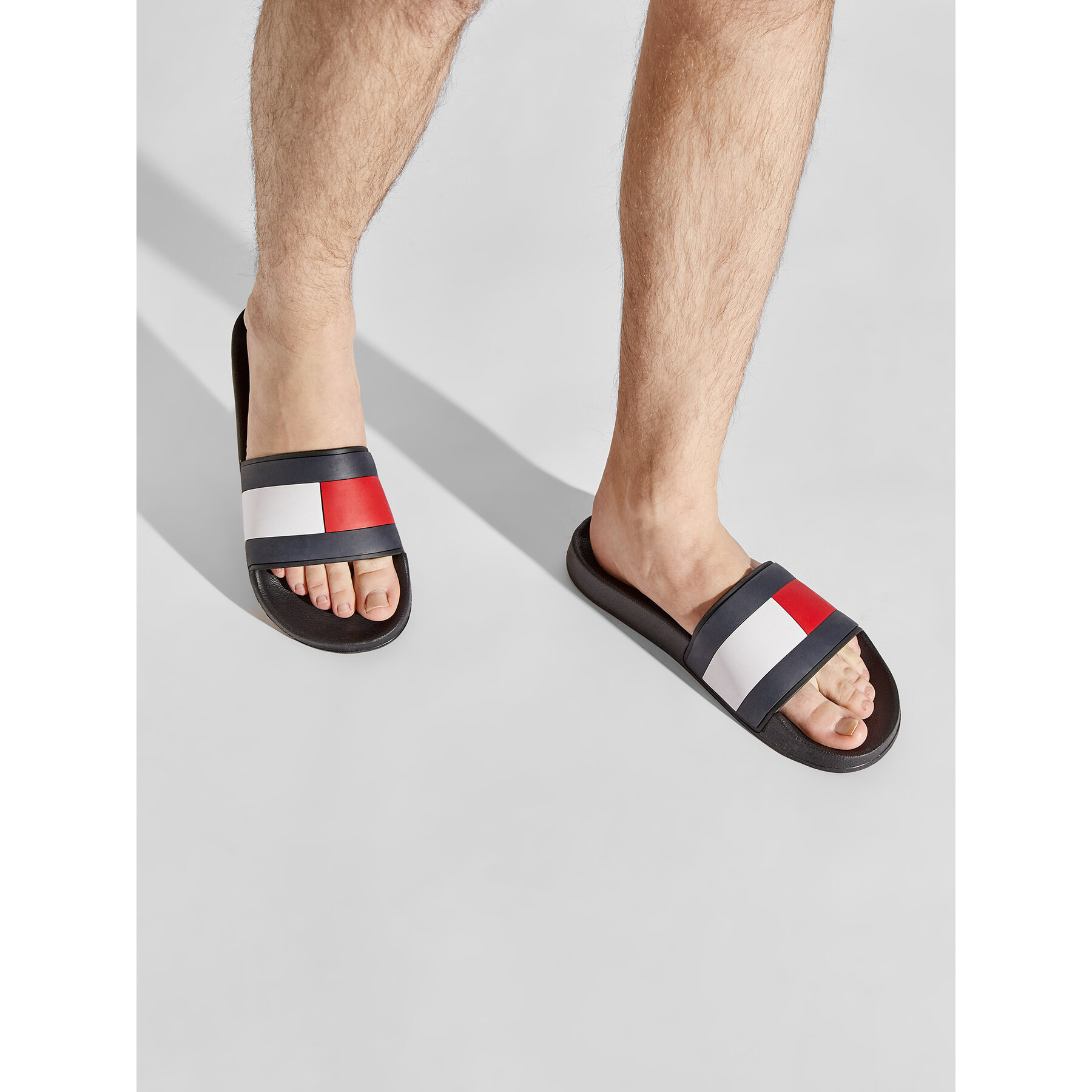 Ciabatte Tommy Hilfiger Rubber Th Flag Pool Slide FM0FM04263 Nero