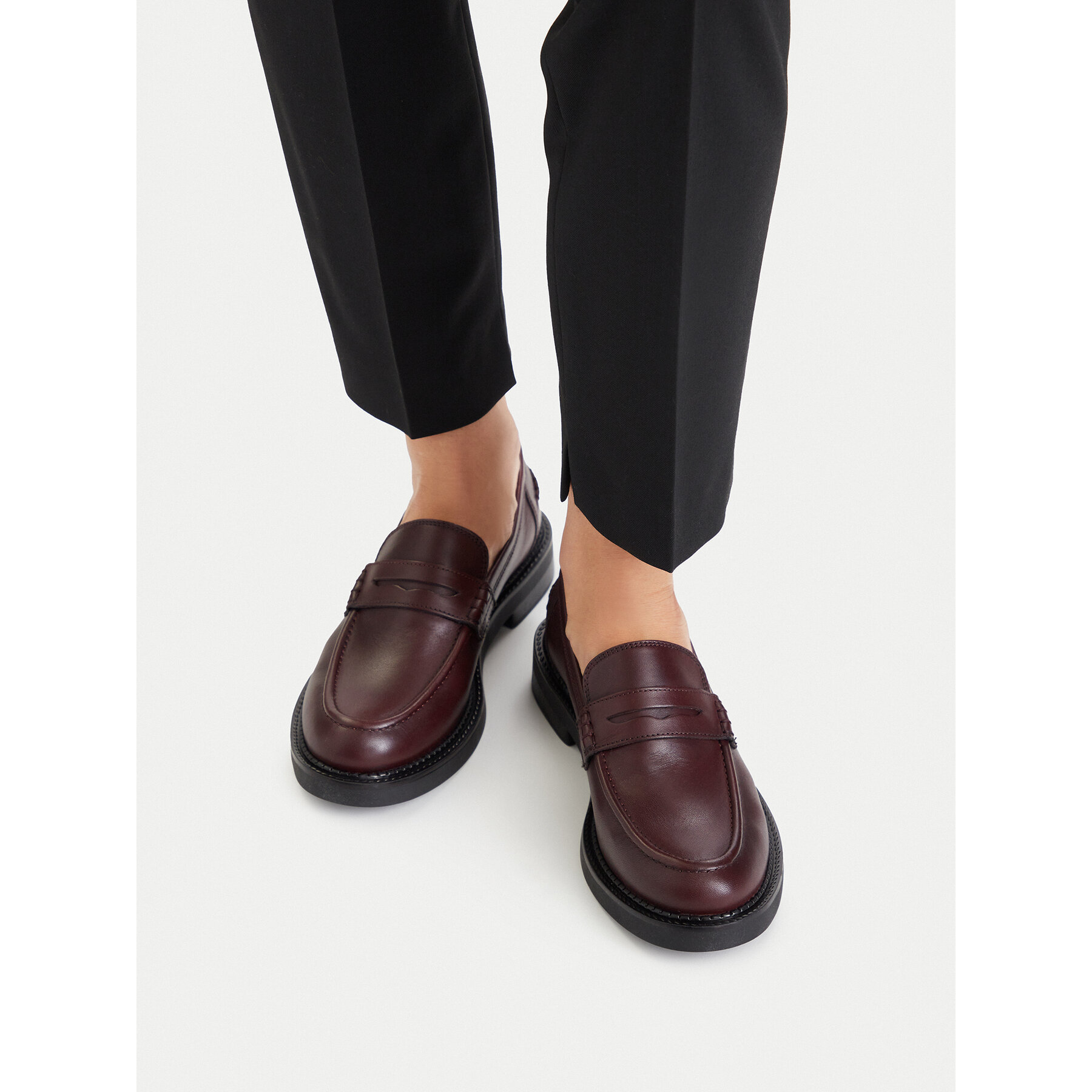 Loaferke Geox D Serilda D56WYE 43 C7357 Bordo rdeča