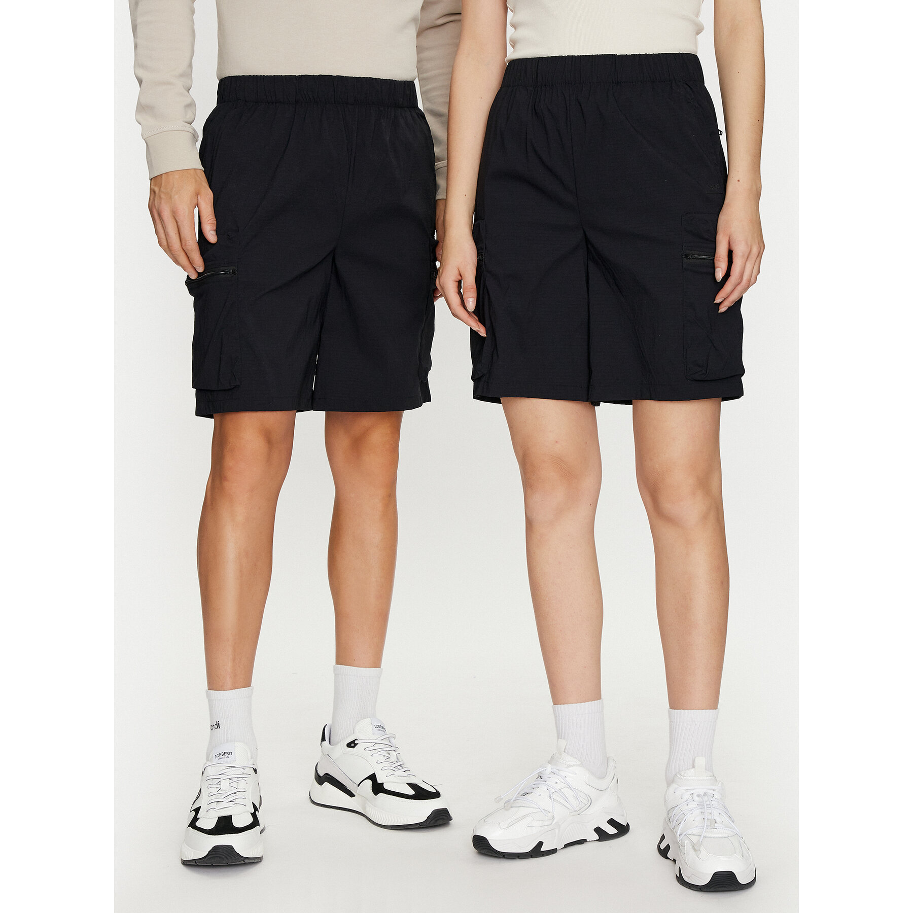 Rains Sportshorts Tomar Shorts 19310 Schwarz Regular Fit