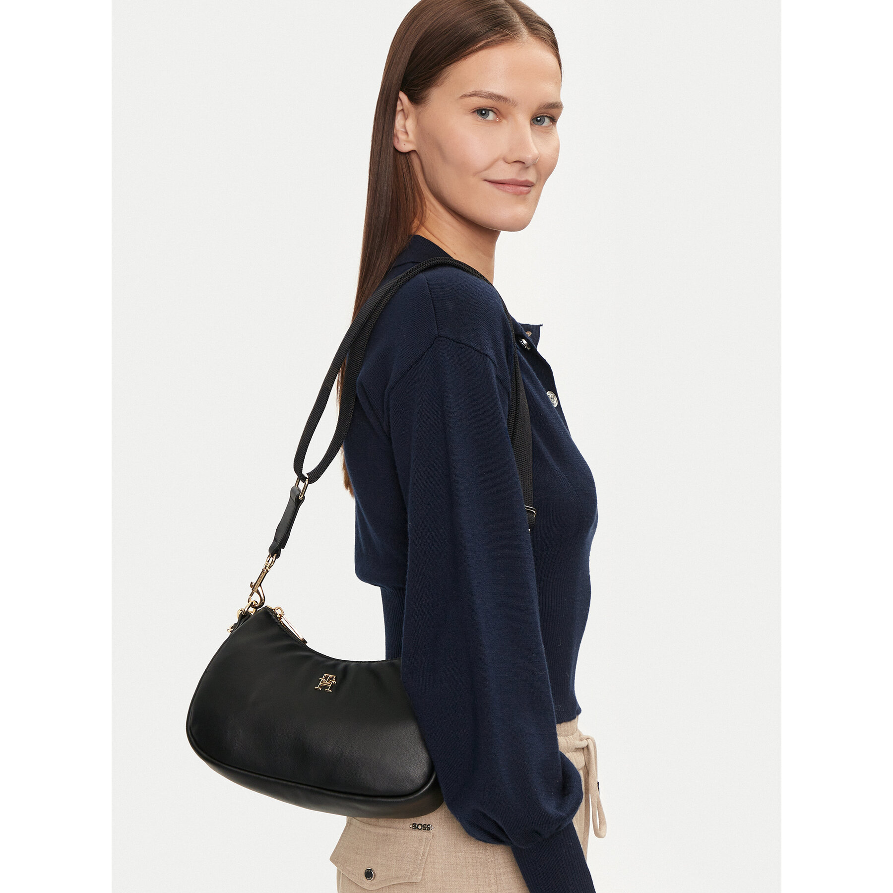 Handväska Tommy Hilfiger AW0AW16476 Svart