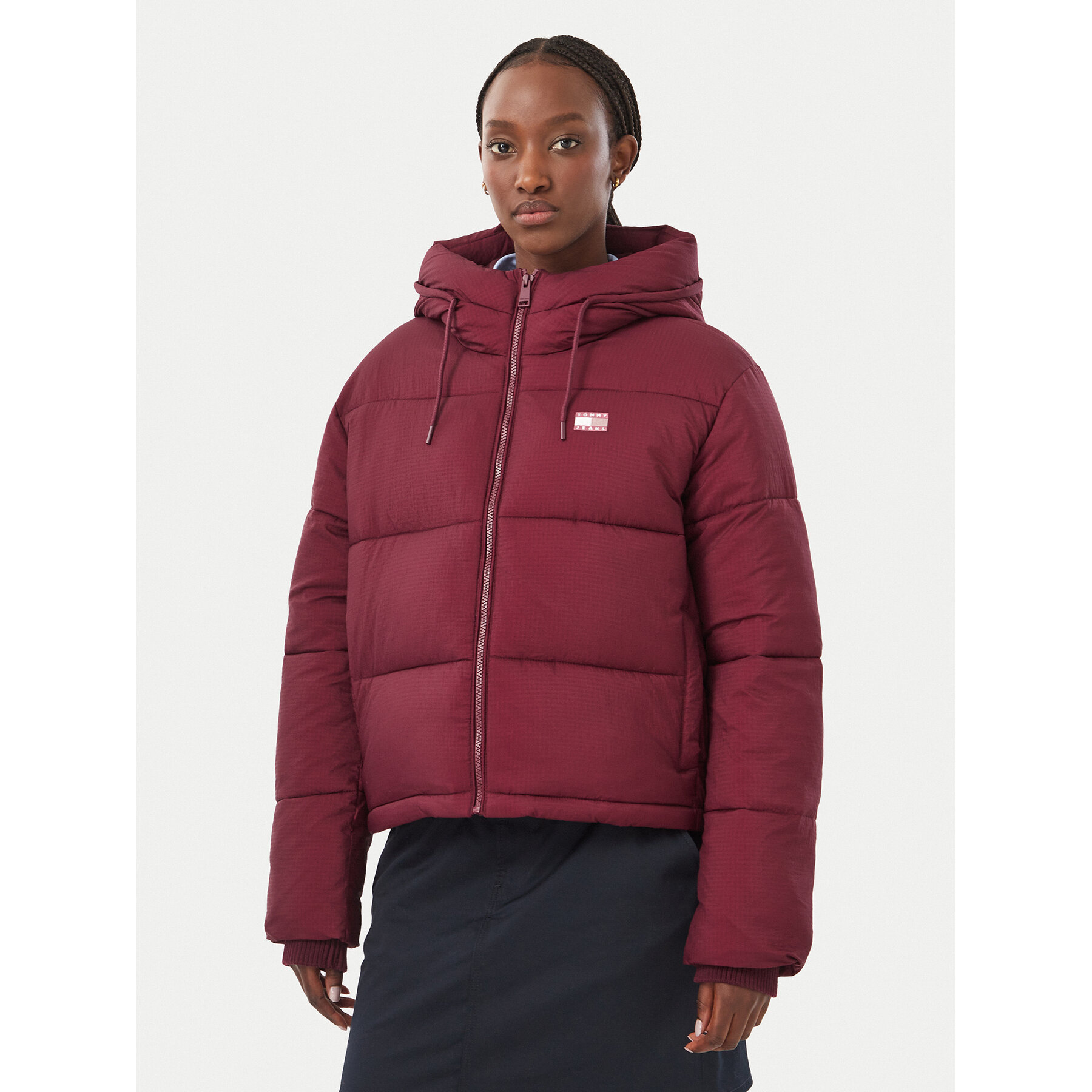 Tommy Jeans Winterjacke DW0DW21625 Violett Regular Fit