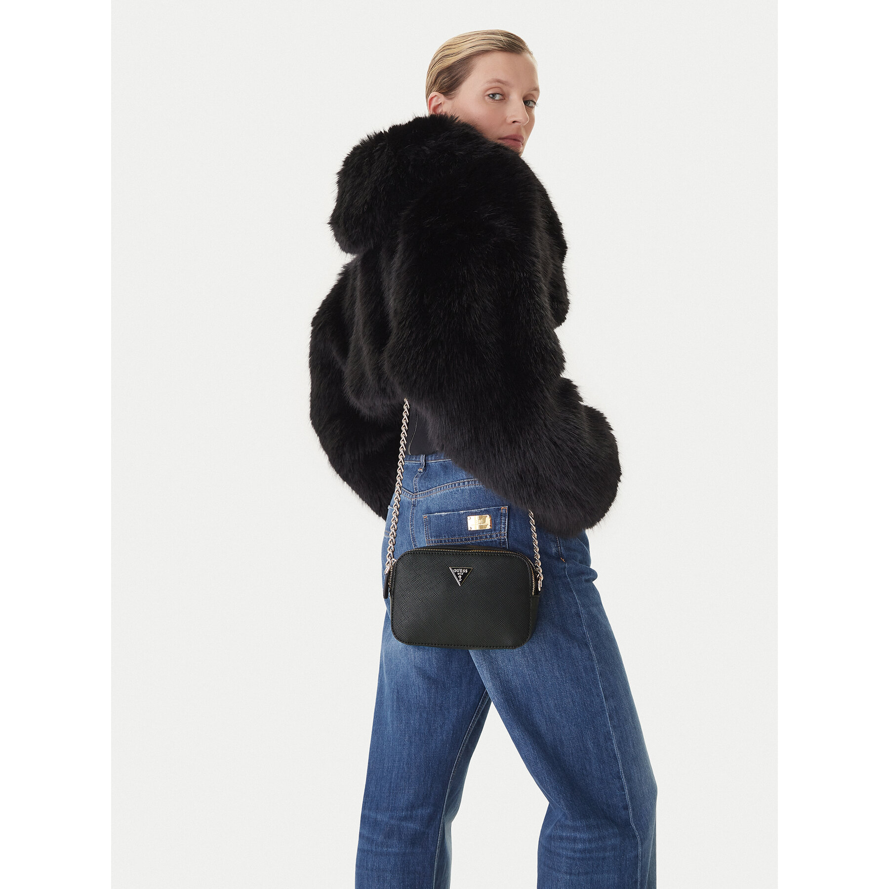 Geantă Guess Noelle II HWZG96 72140 Negru