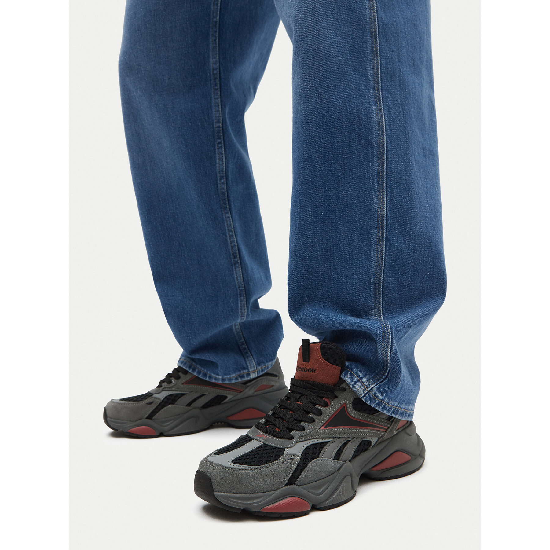 Superge Reebok CHARGE AR30246MNRB Siva