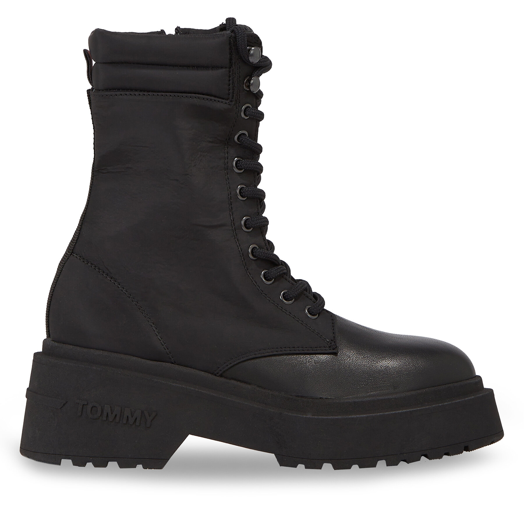 Μποτίνια Tommy Jeans Tjw Lace Up Padded Boot EN0EN02405 Μαύρο