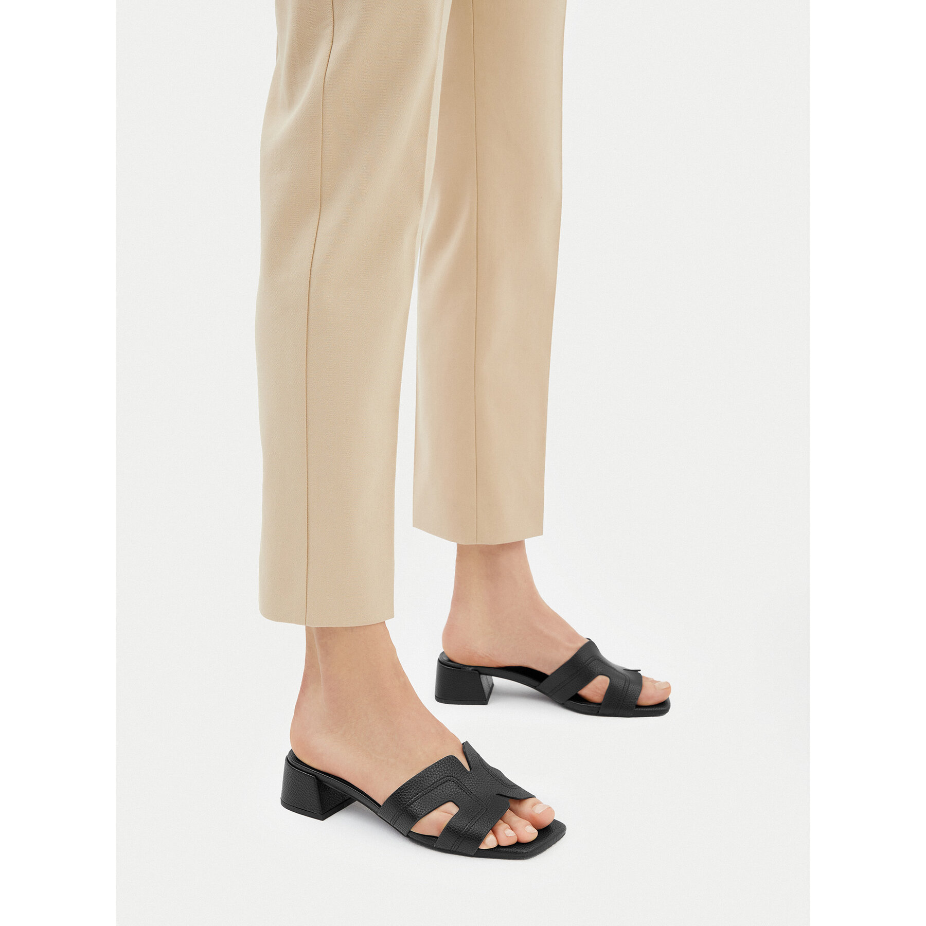 Šľapky JENNY R255SS00541 Čierna