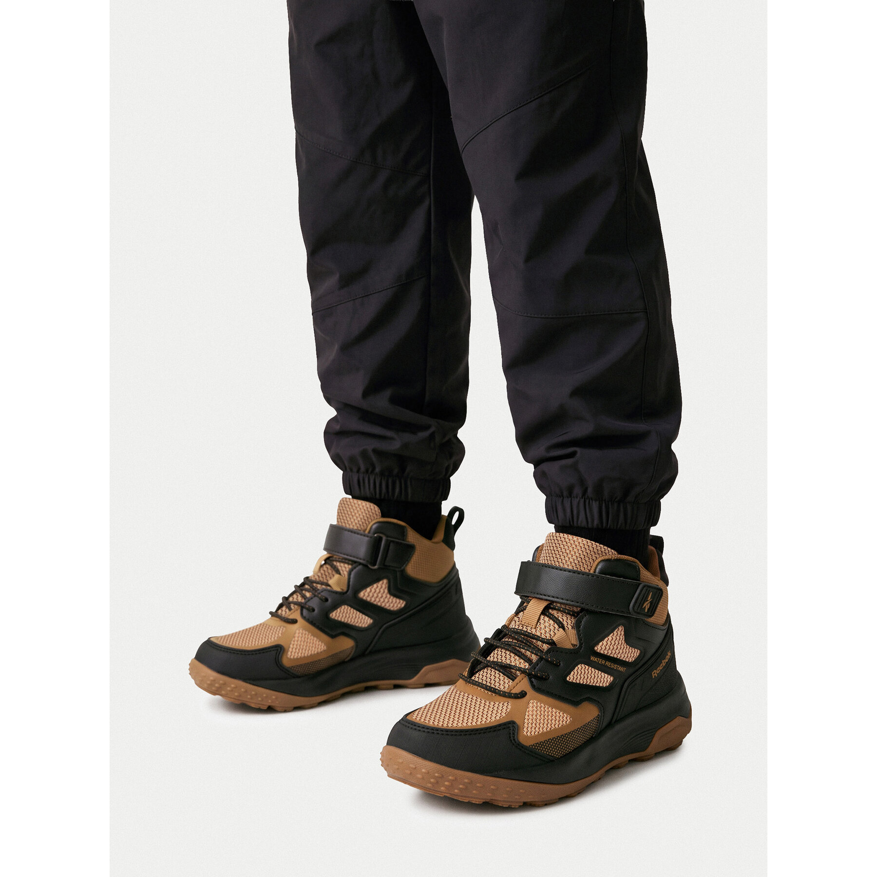 Сникърси Reebok EO-LEA-C905D Светлокафяв