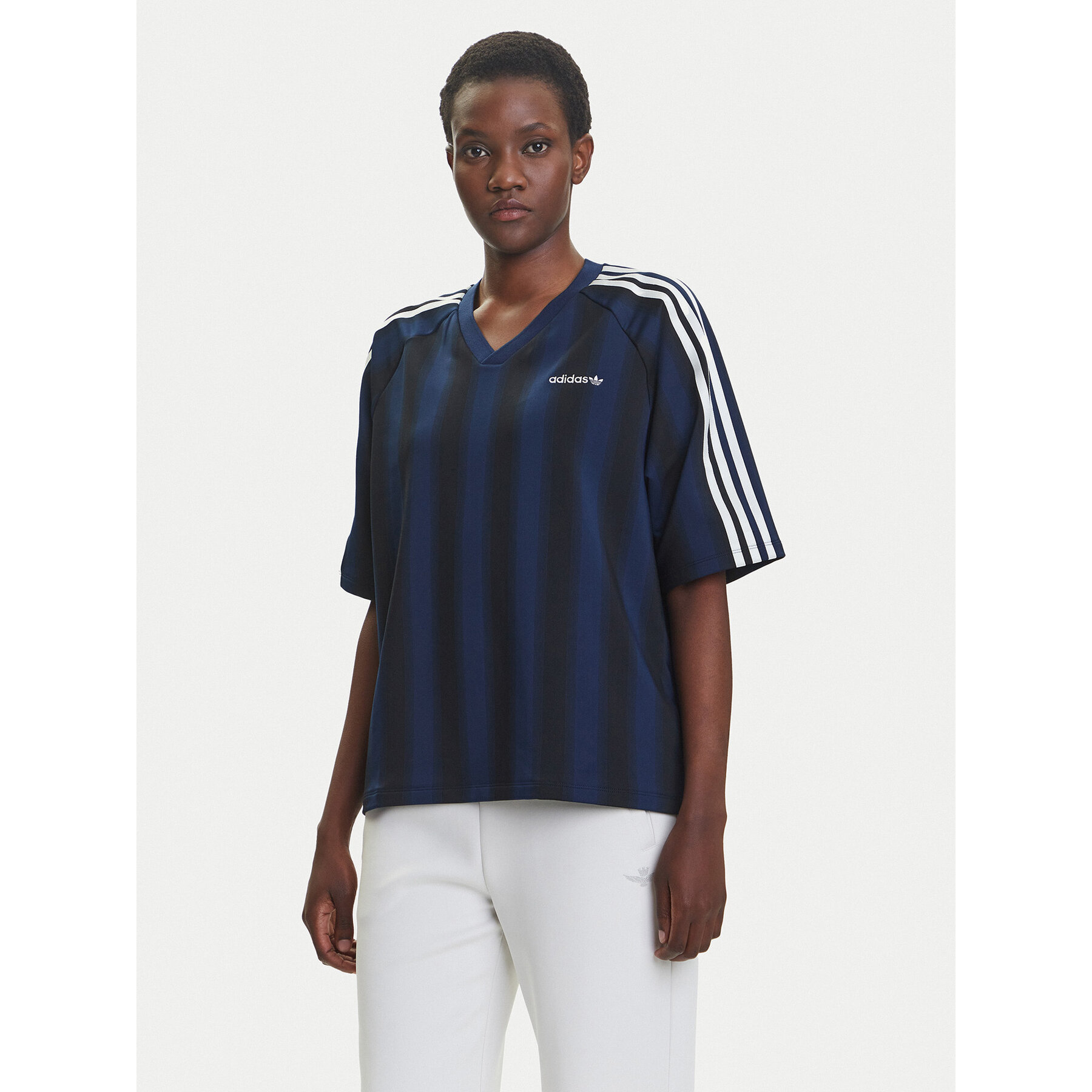 adidas T-Shirt Linear JY2854 Σκούρο μπλε Oversize