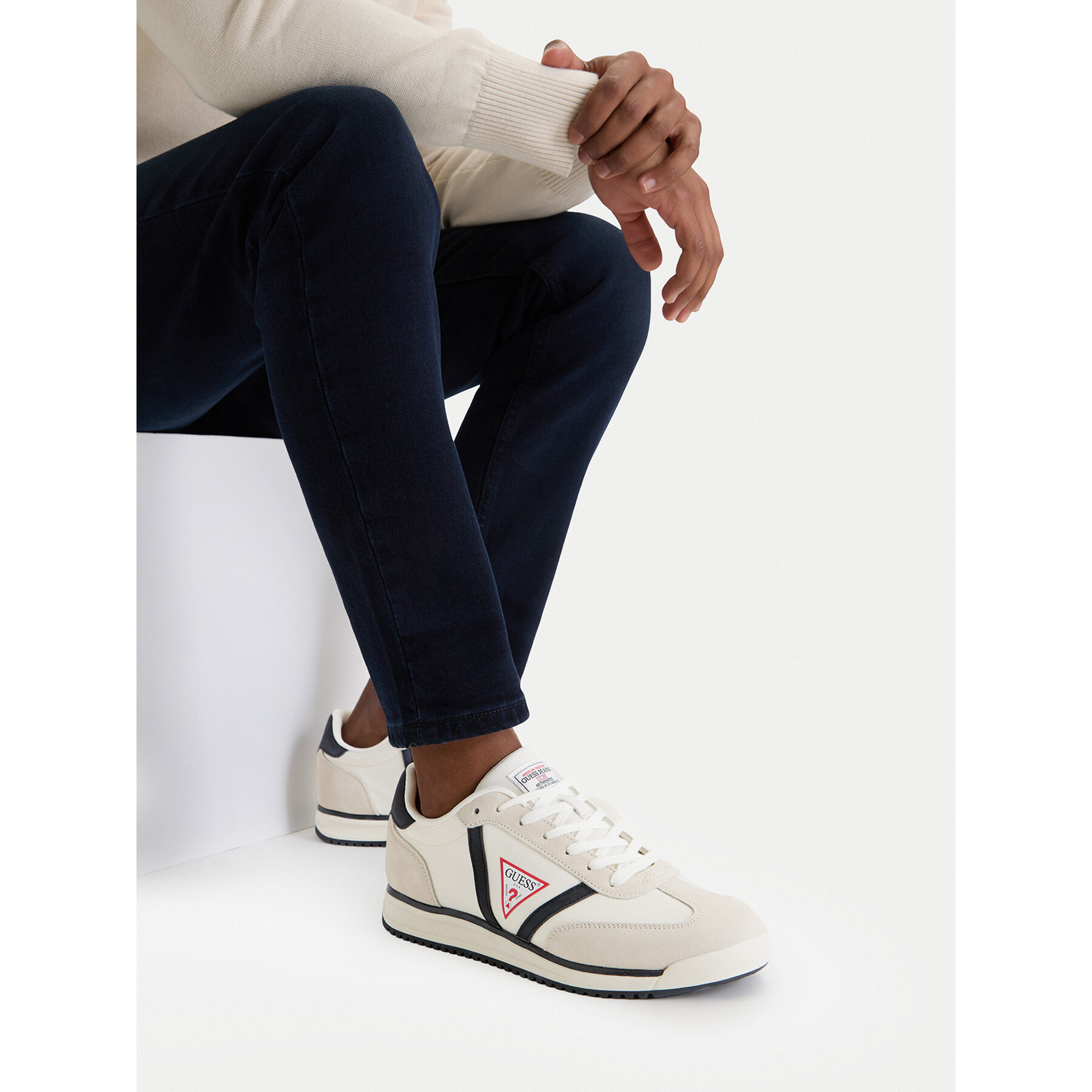 Tenisice Guess Jeans CWBEO-DELAND-02 WE Écru