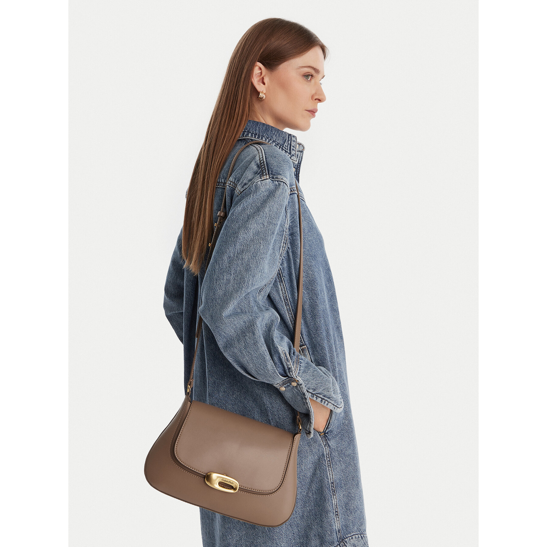 Kabelka Calvin Klein Hardware Flap Meidum Crossbody LV04F3401G Béžová