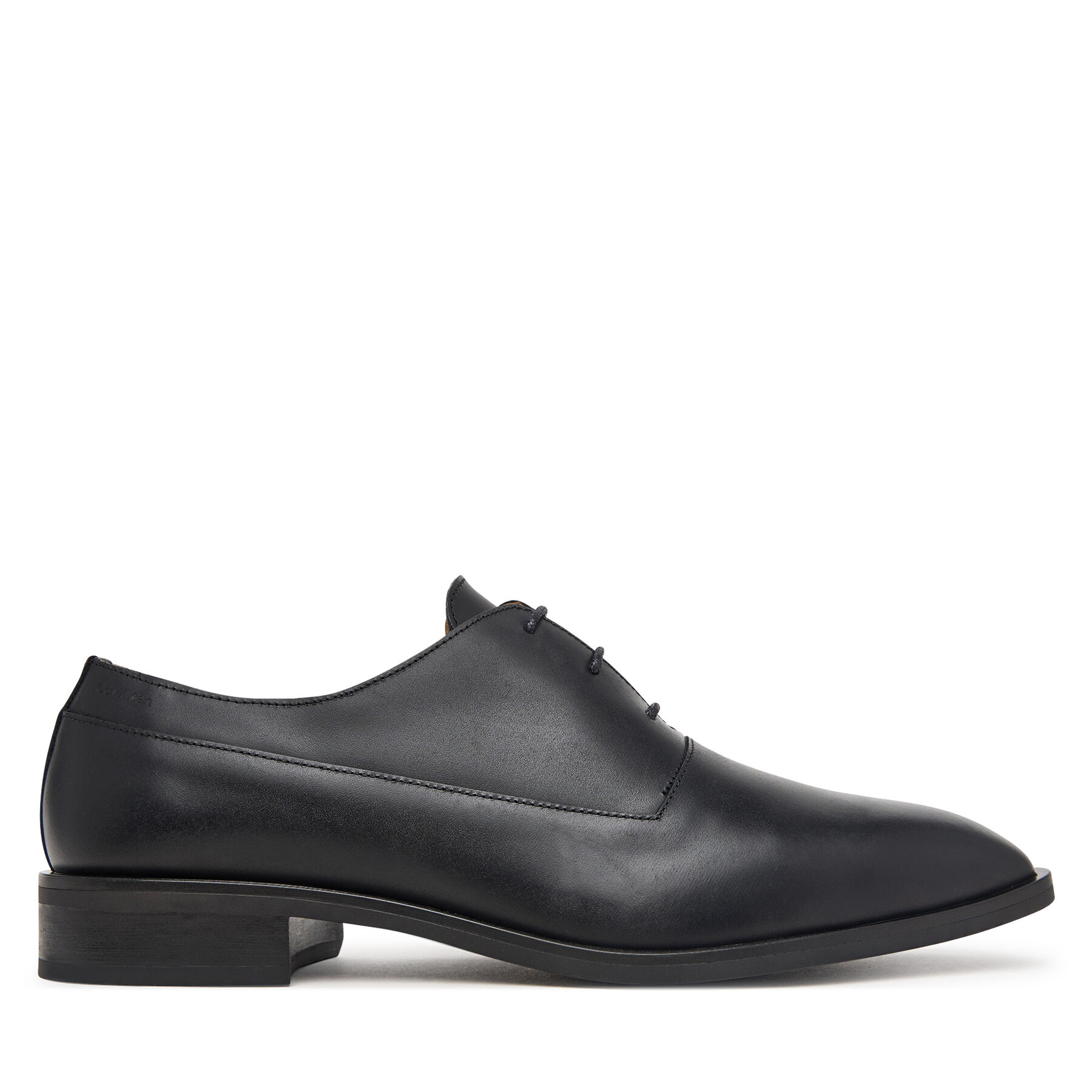 Nizki čevlji Calvin Klein Slim Ess Oxford Lth HM0HM02274 Črna