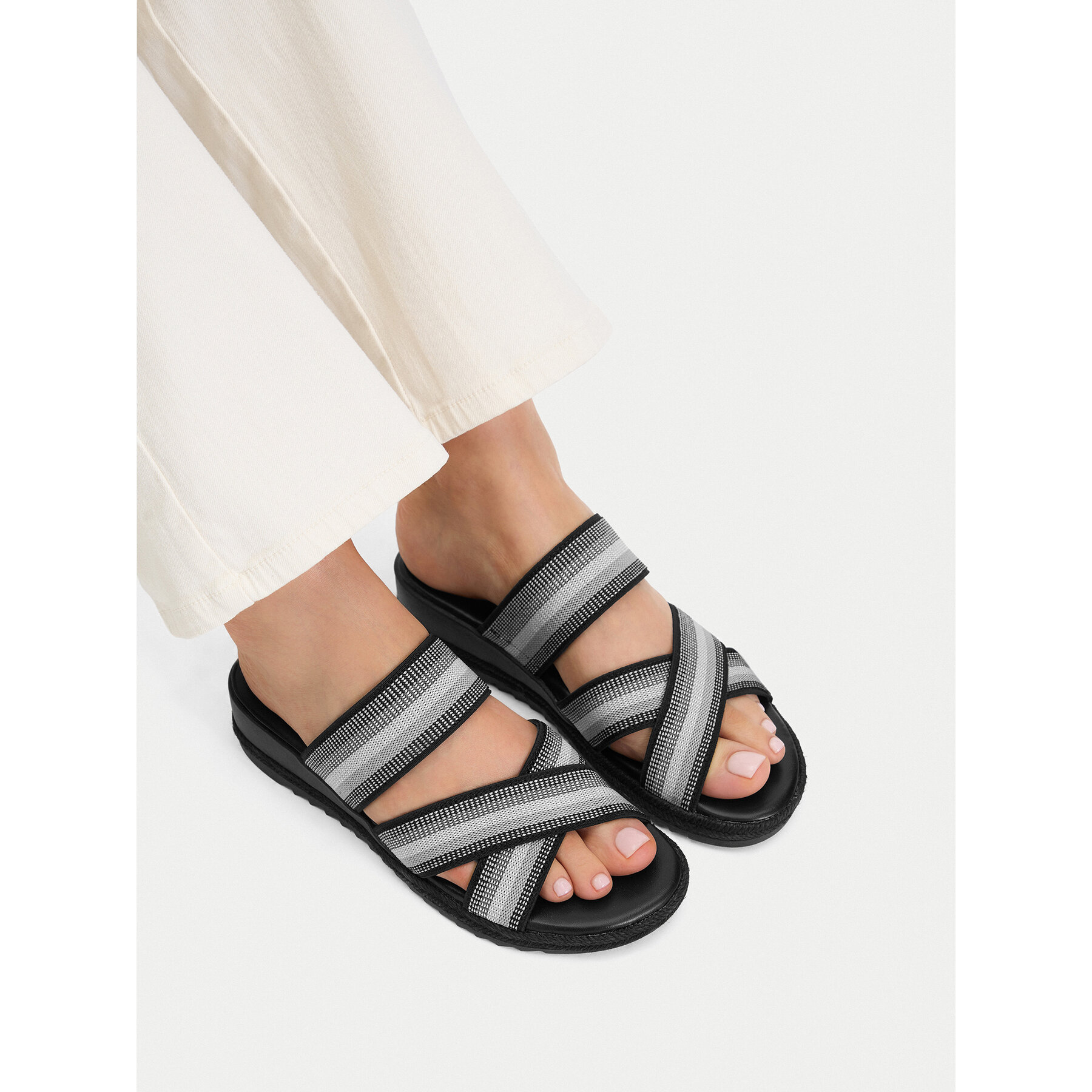 Şlapi Go Soft CEO-R25AW01006 Negru