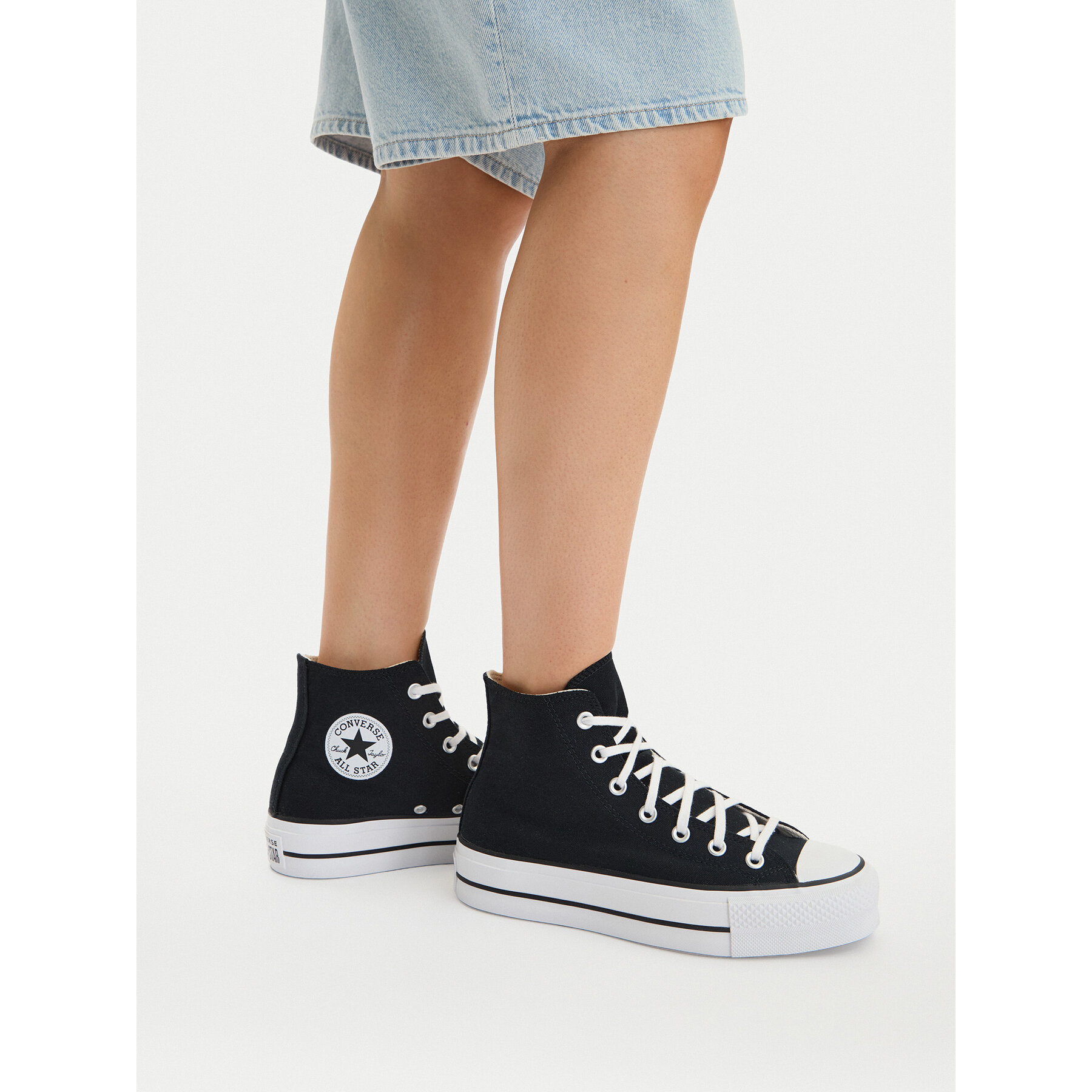 Modne superge Converse Chuck Taylor All Star Lift Hi 560845C Črna