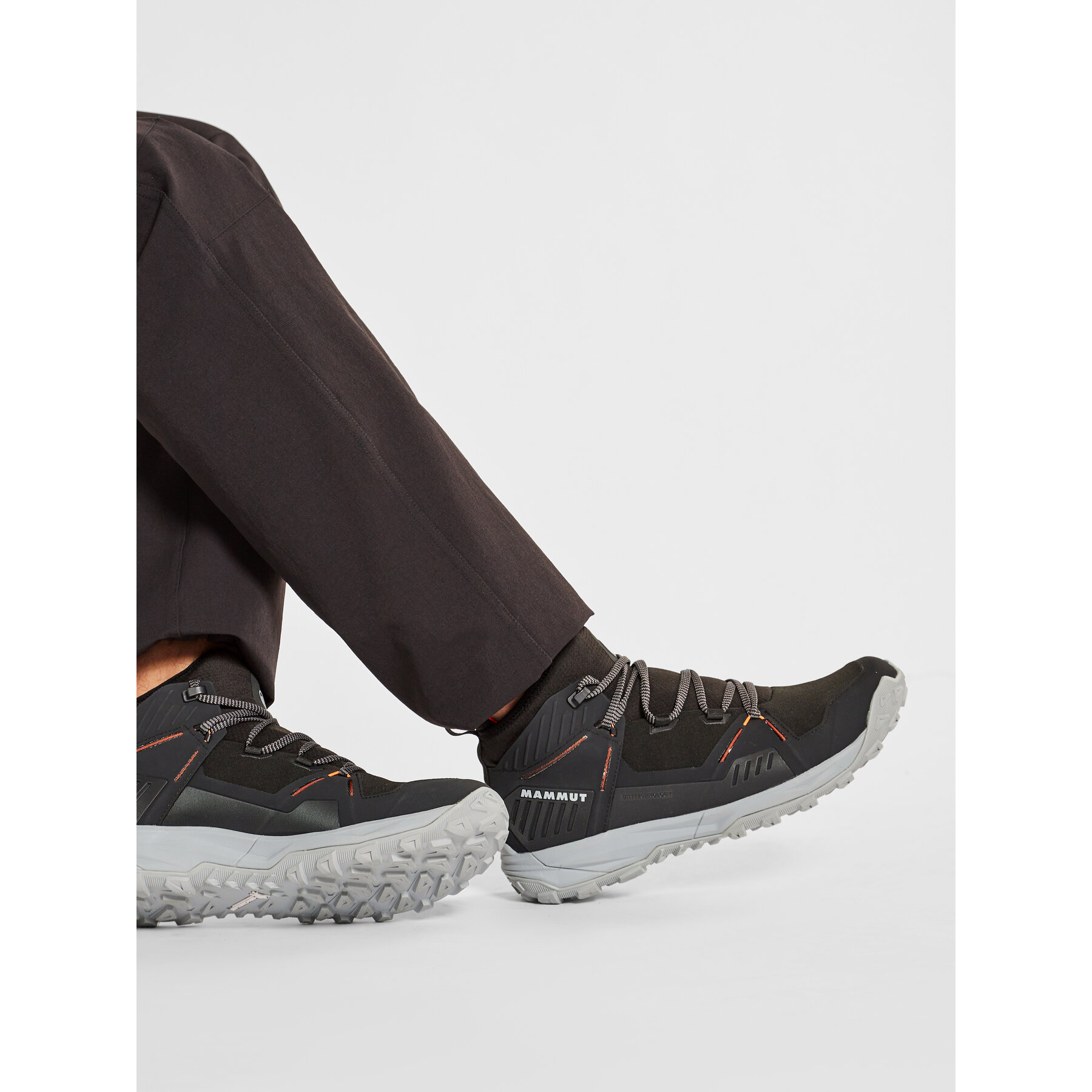 Trekking čevlji Mammut Saentis Pro Wp 3030-04100-00533 Črna