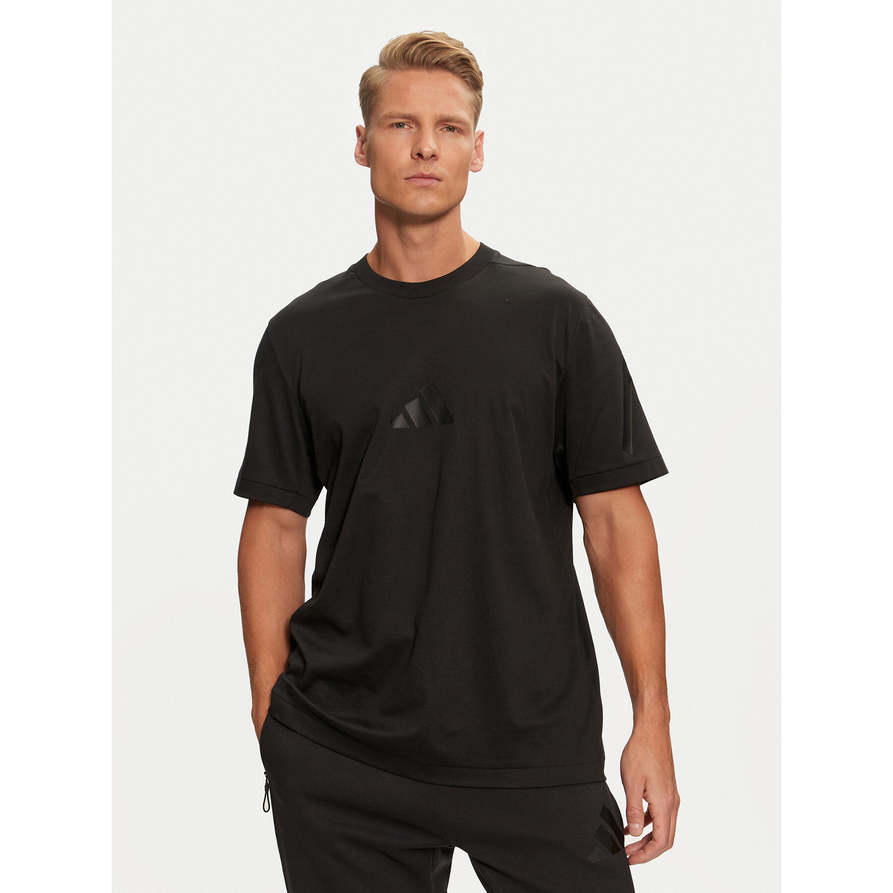 adidas T-Shirt Z.N.E. JE3069 Μαύρο Regular Fit