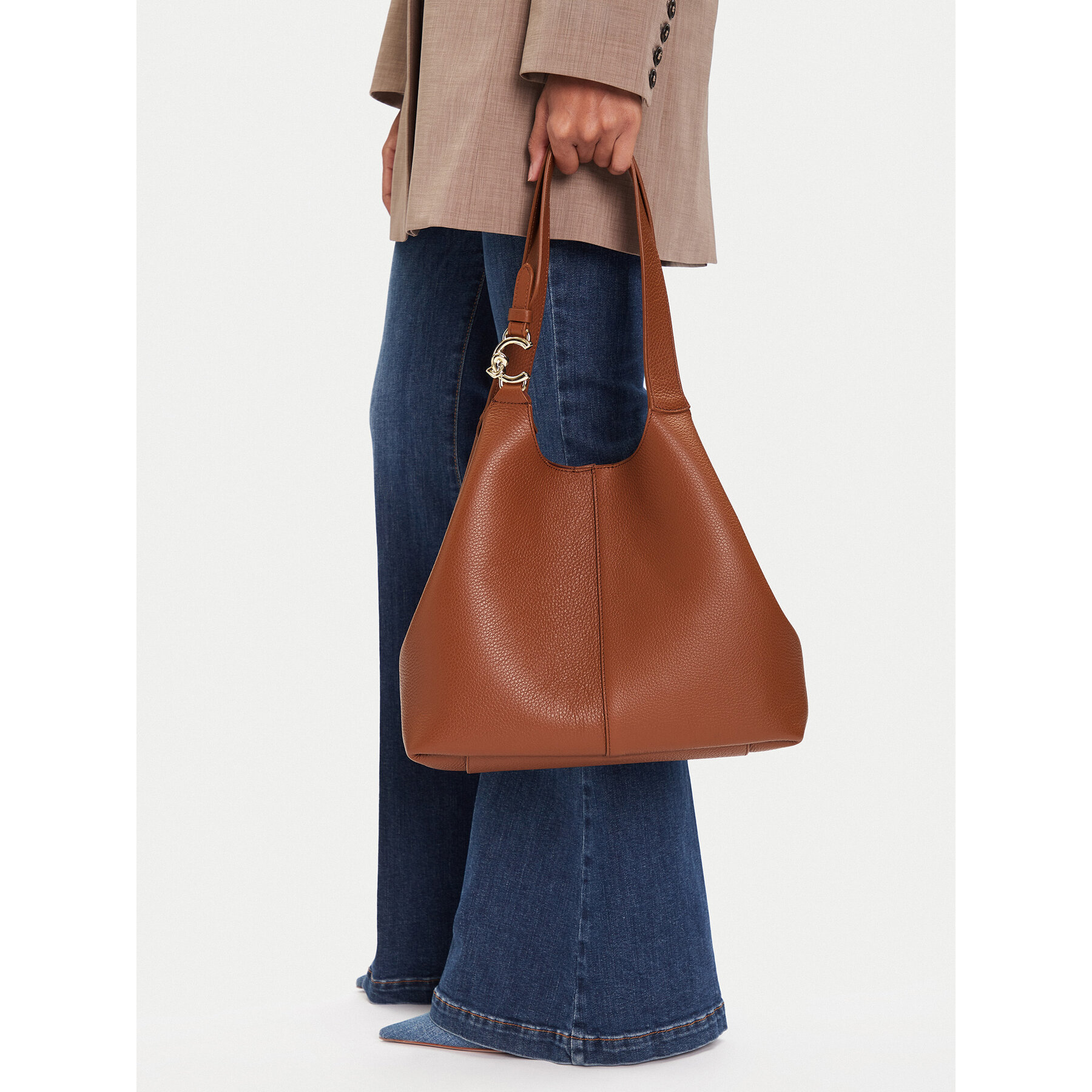 Geantă Coccinelle Hand Grained L E1 SHA 11 02 01 Maro