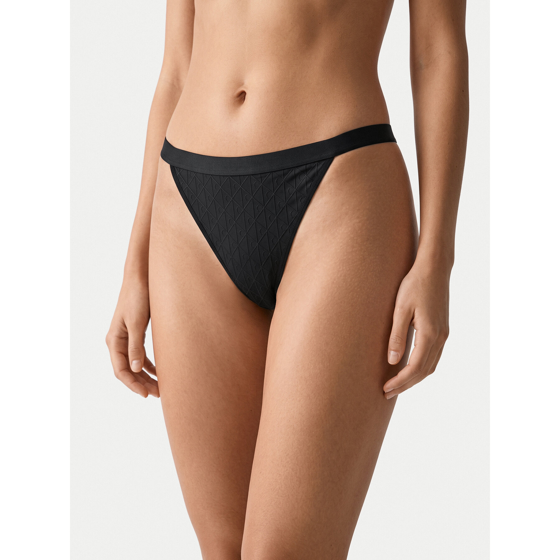 Calvin Klein Underwear Stringtanga LV00QF9095 Schwarz