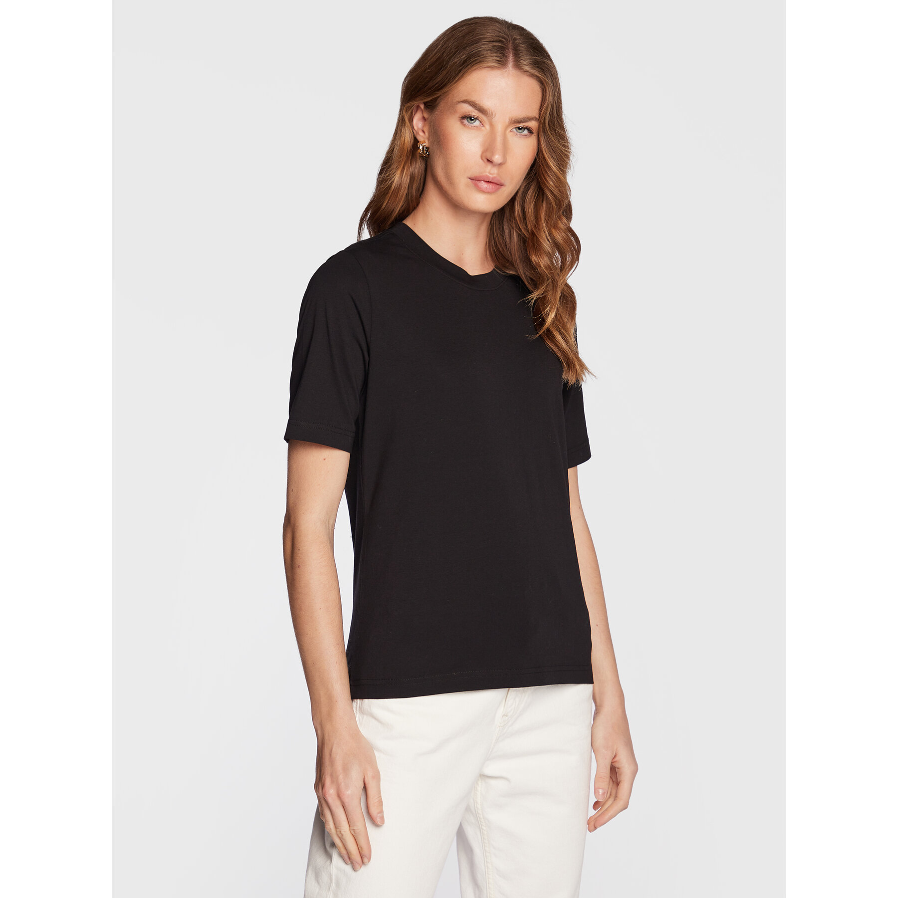 Gina Tricot Póló Basic 17937 Fekete Regular Fit
