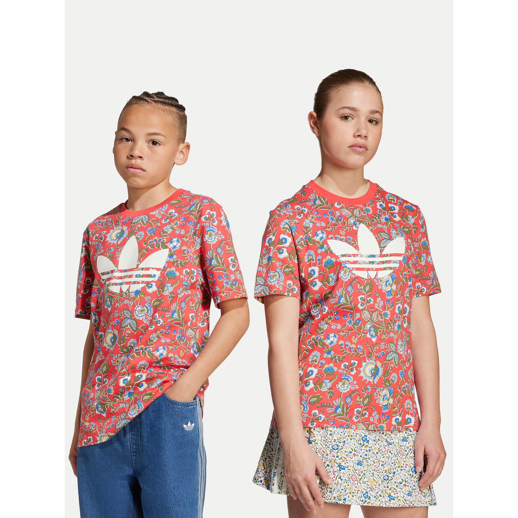 adidas T-shirt Liberty London JV7817 Crvena Loose Fit