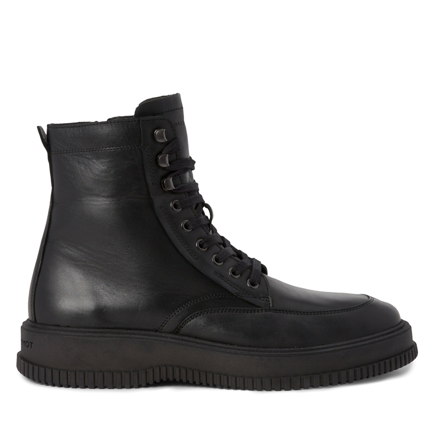 Stövlar Tommy Hilfiger Th Everyday Class Termo Lth Boot FM0FM04658 Svart