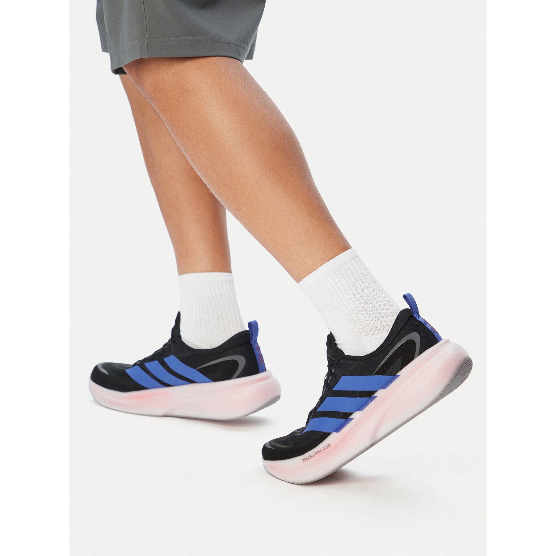 Tenisice za trčanje adidas Supernova Glide Running Shoes KI8025 Crna
