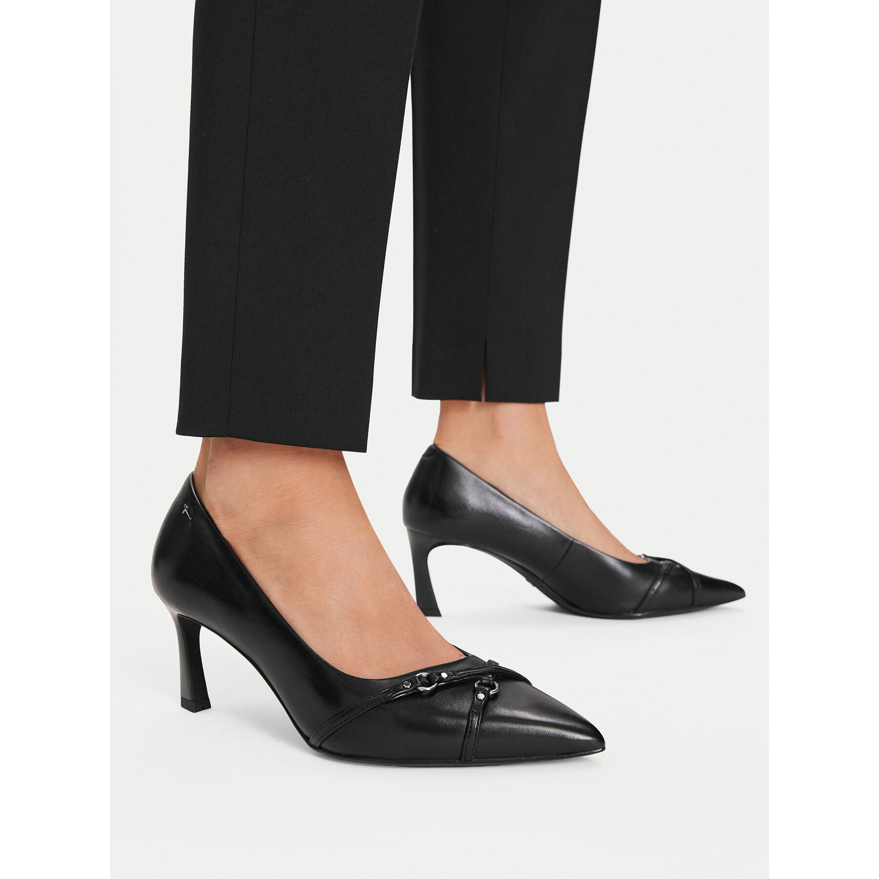 Pantofi cu toc subțire Tamaris 1-22445-47 Negru