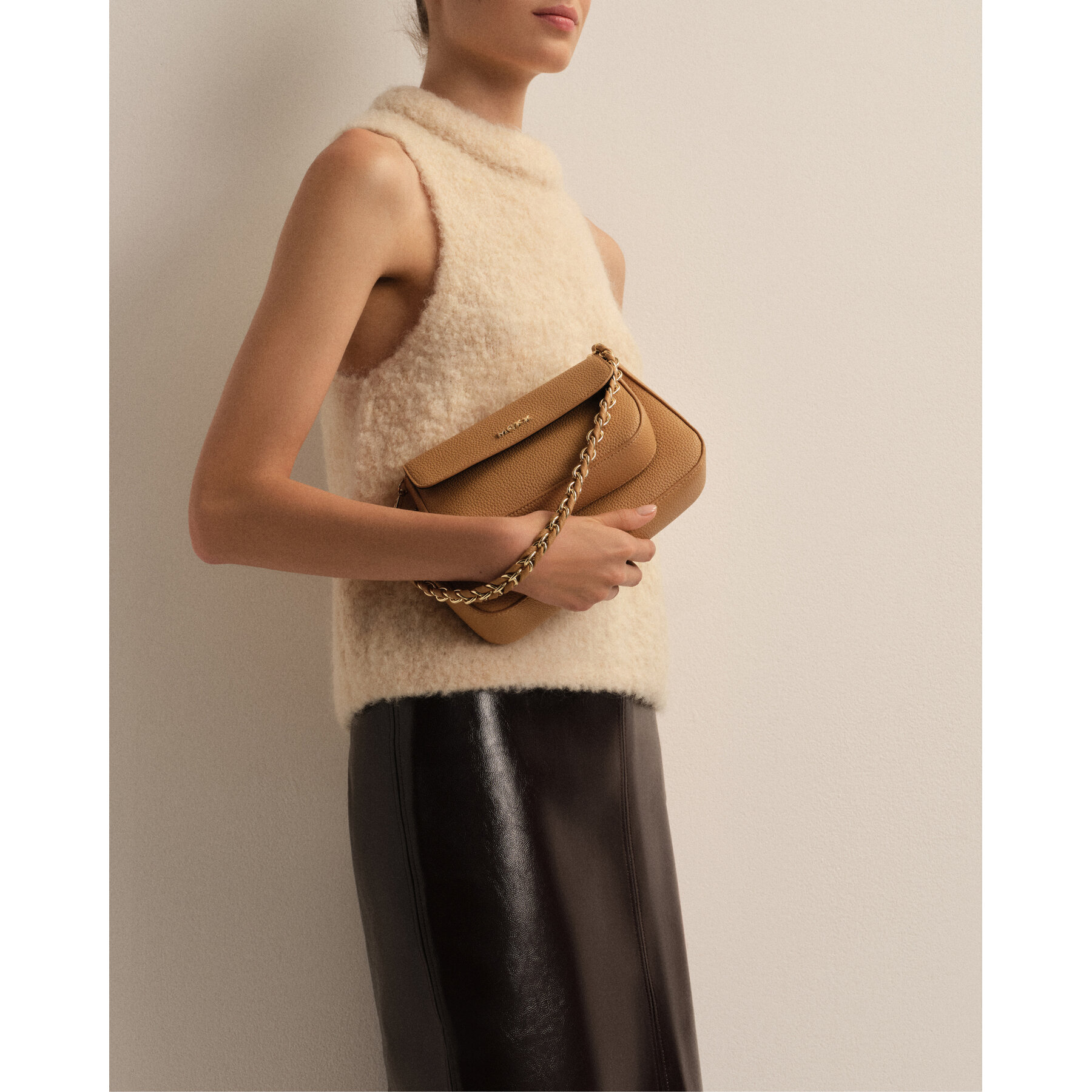 Дамска чанта MEXX MEXX-S-004-07 Кафяв