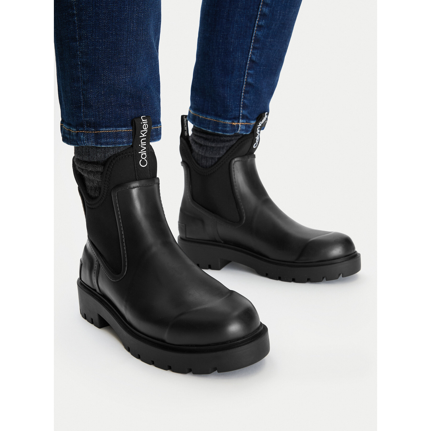 Gumáky Calvin Klein Jeans Mid Rainboot Chelsea YW0YW01034 Čierna