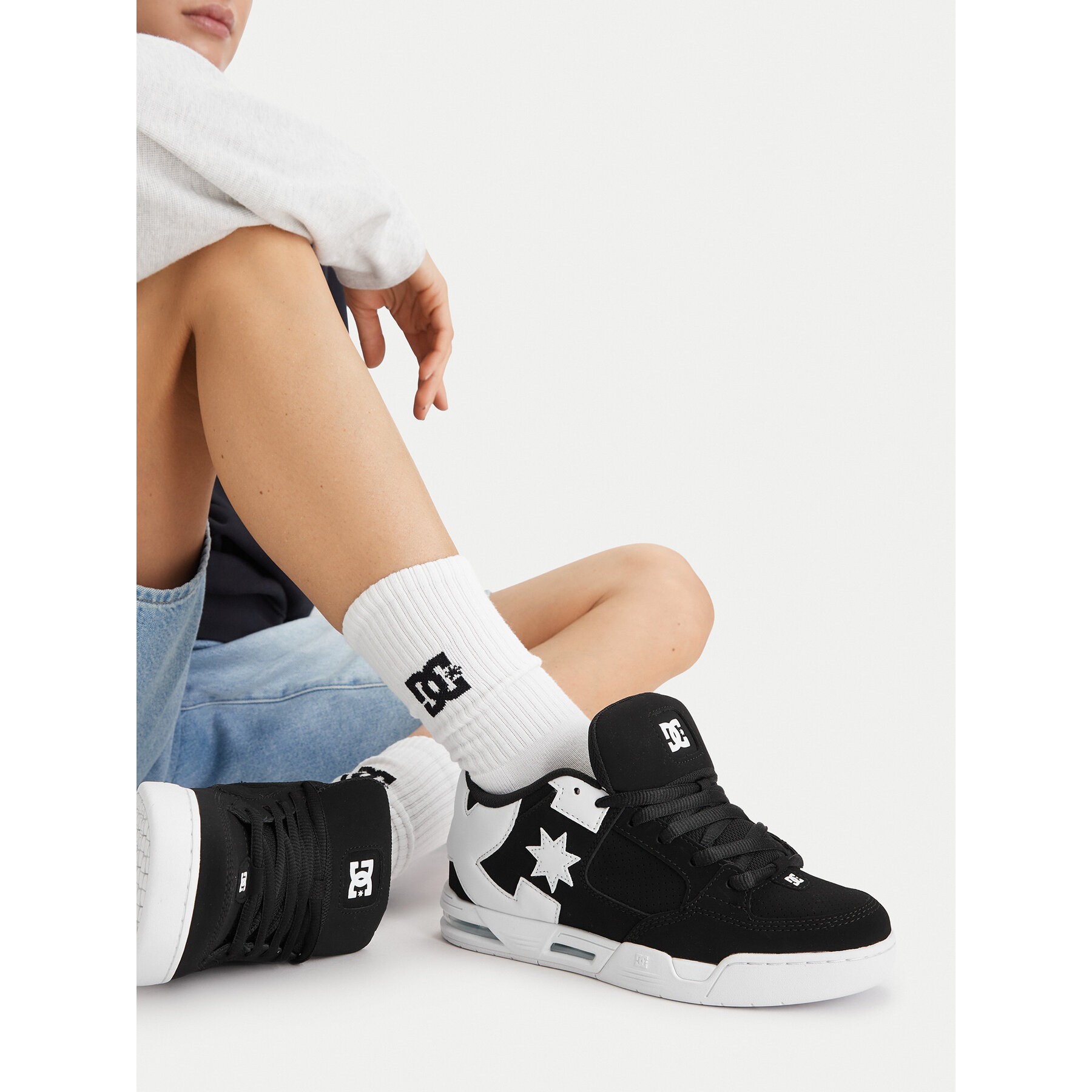 Tenisice DC Shoes EO-DC COMMAND DC02744003 Crna