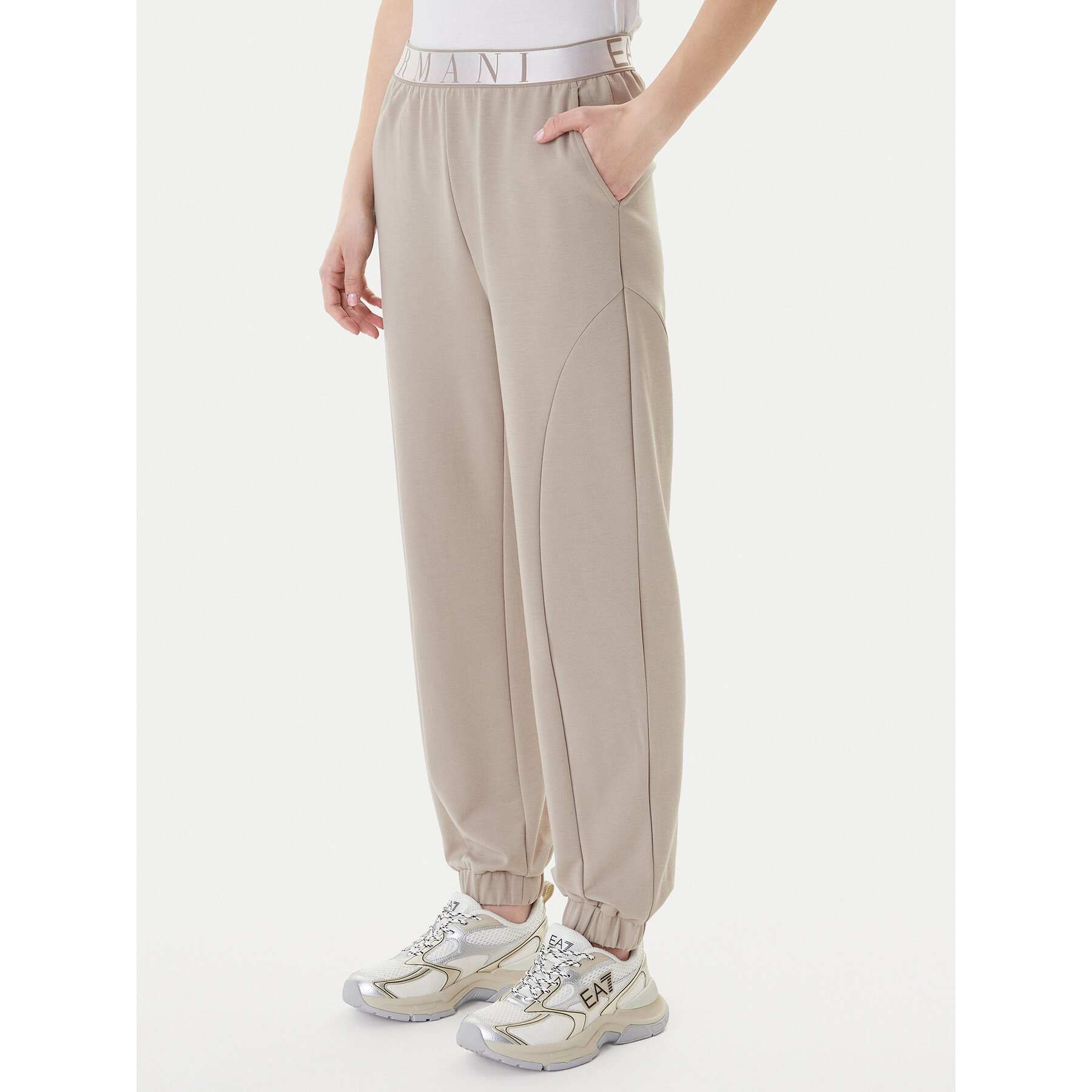 EA7 Emporio Armani Jogginghose 7W001154 AF12501 U6225 Beige Regular Fit