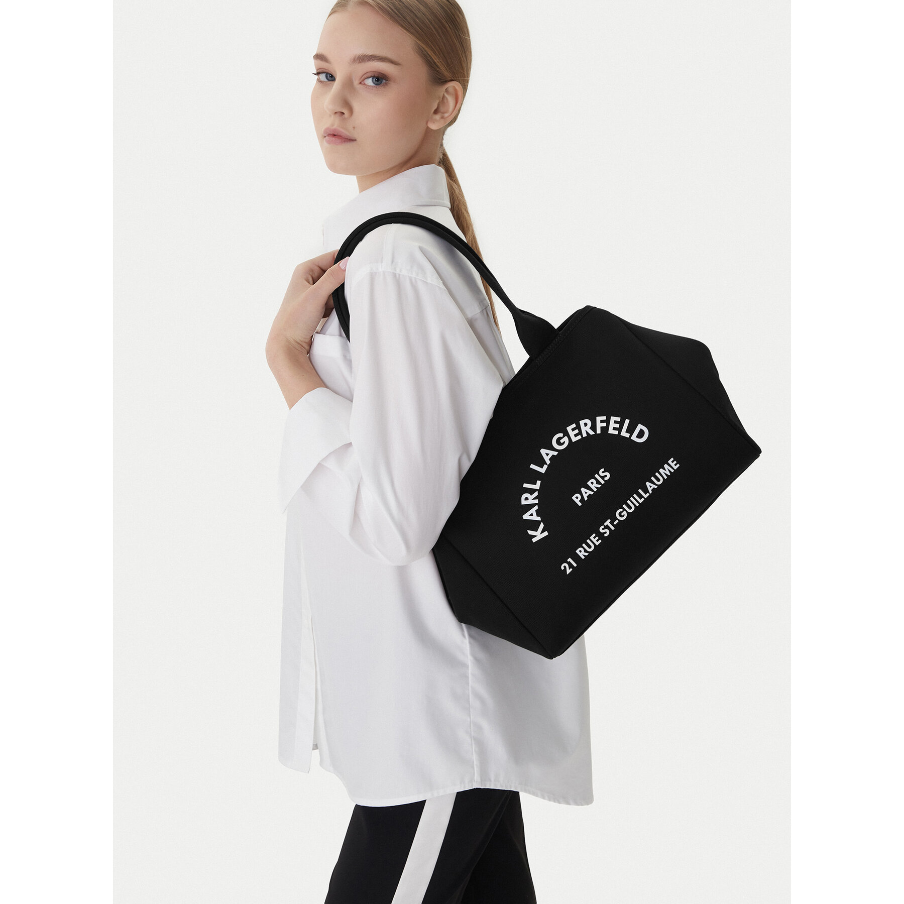 Kabelka KARL LAGERFELD B1W50010 Čierna