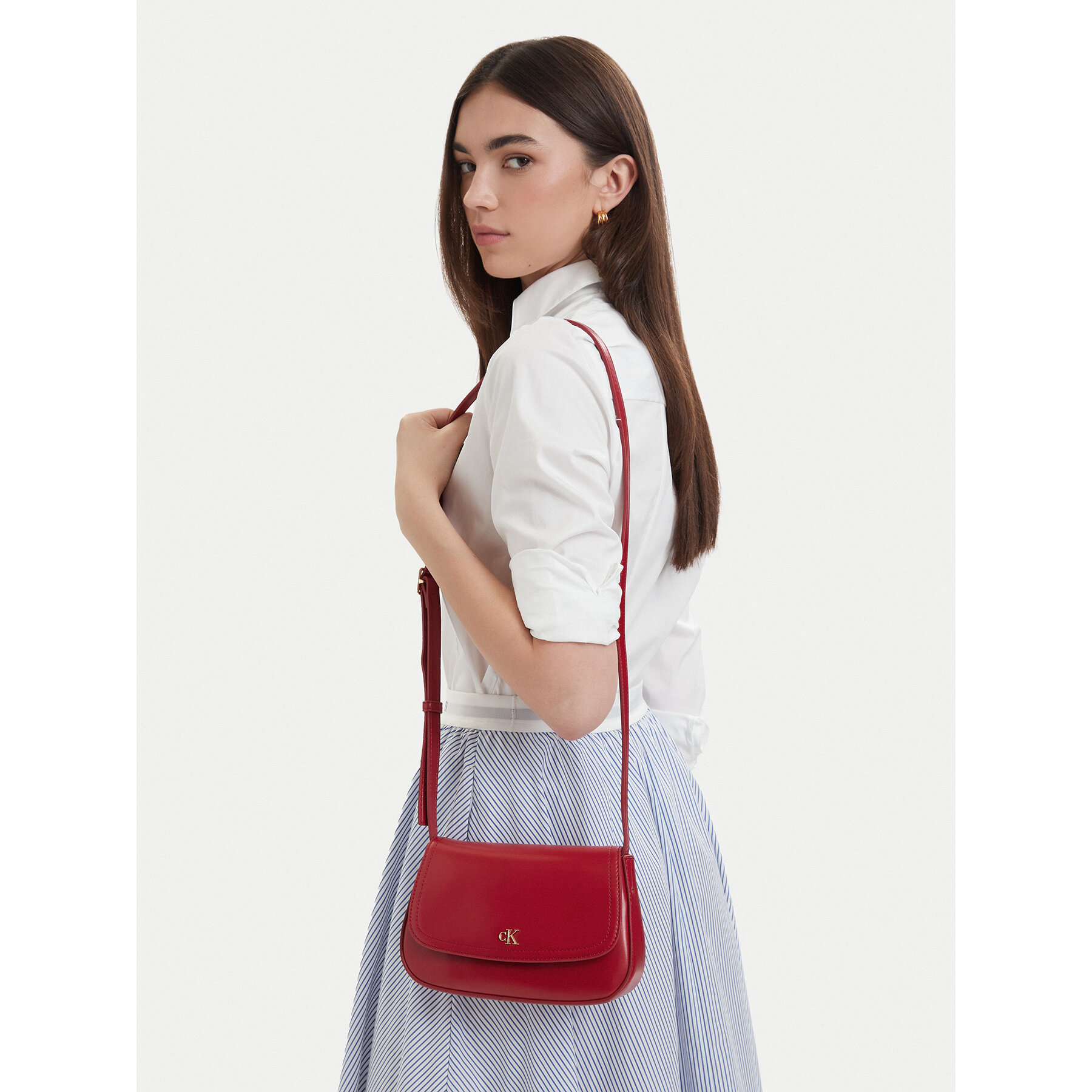 Дамска чанта Calvin Klein Ck Flap Camera Bag LV04F3421G Бордо