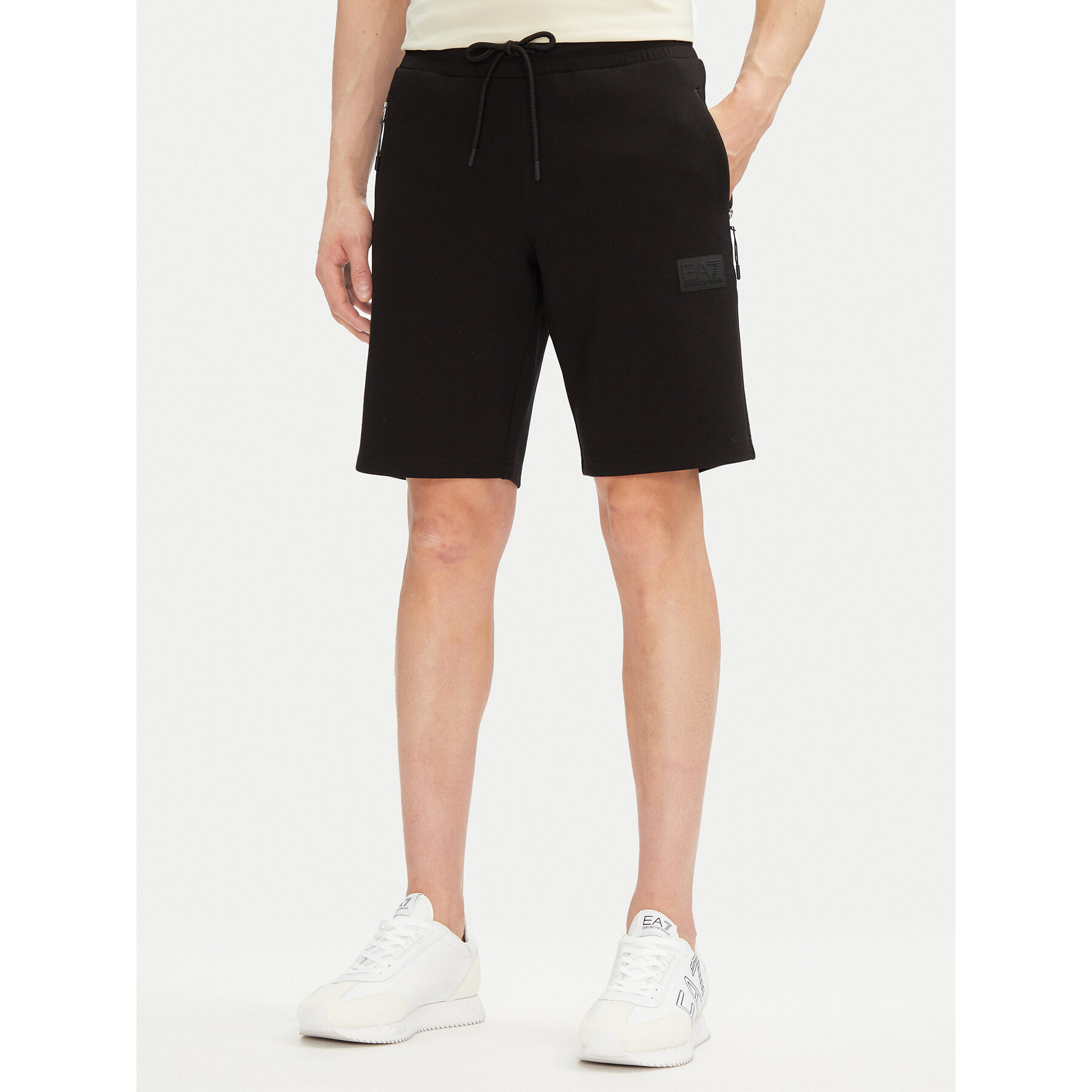 EA7 Emporio Armani Sportshorts 7M000095 AF12116 UC001 Schwarz Regular Fit