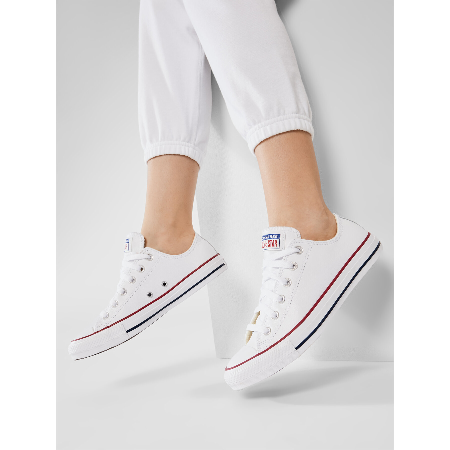 Teniși Converse Chuck Taylor All Star Ox 132173C Alb