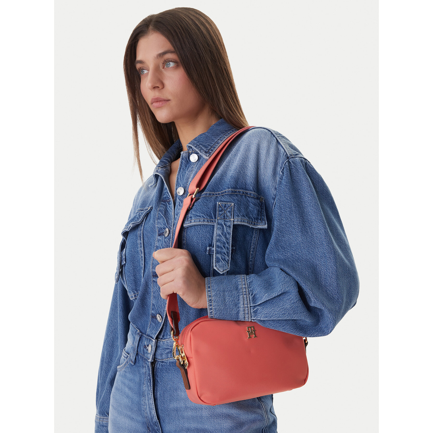 Kabelka Tommy Hilfiger Popette Camera Bag AW0AW17704 Koralová