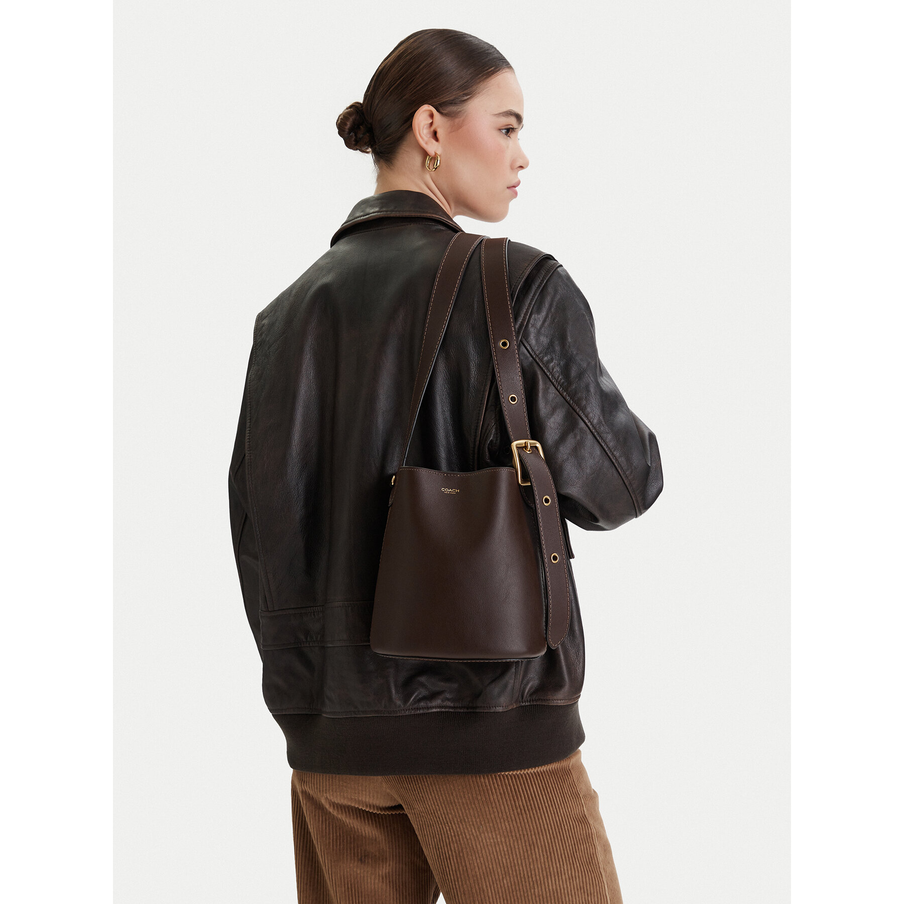 Geantă Coach Bleecker Bucket Bag 21 CCX07 Maro