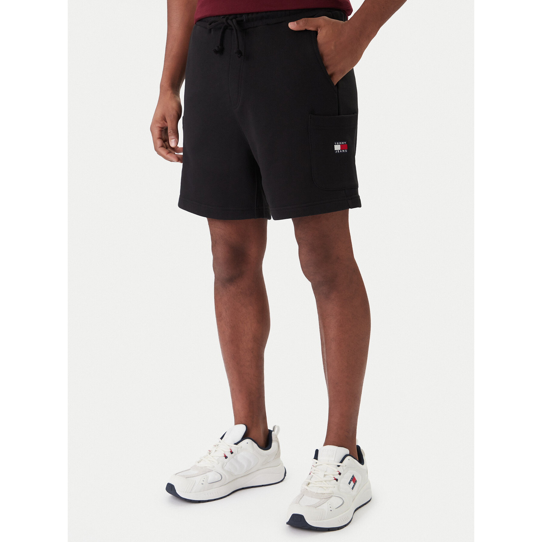 Tommy Jeans Sportshorts Badge DM0DM18479 Schwarz Regular Fit