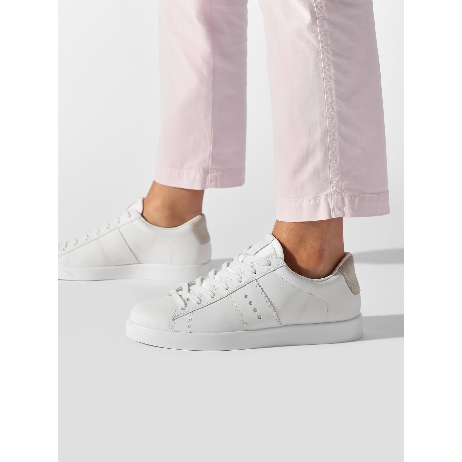 Sneakersy ECCO STREET LITE W 21280359390 Biela