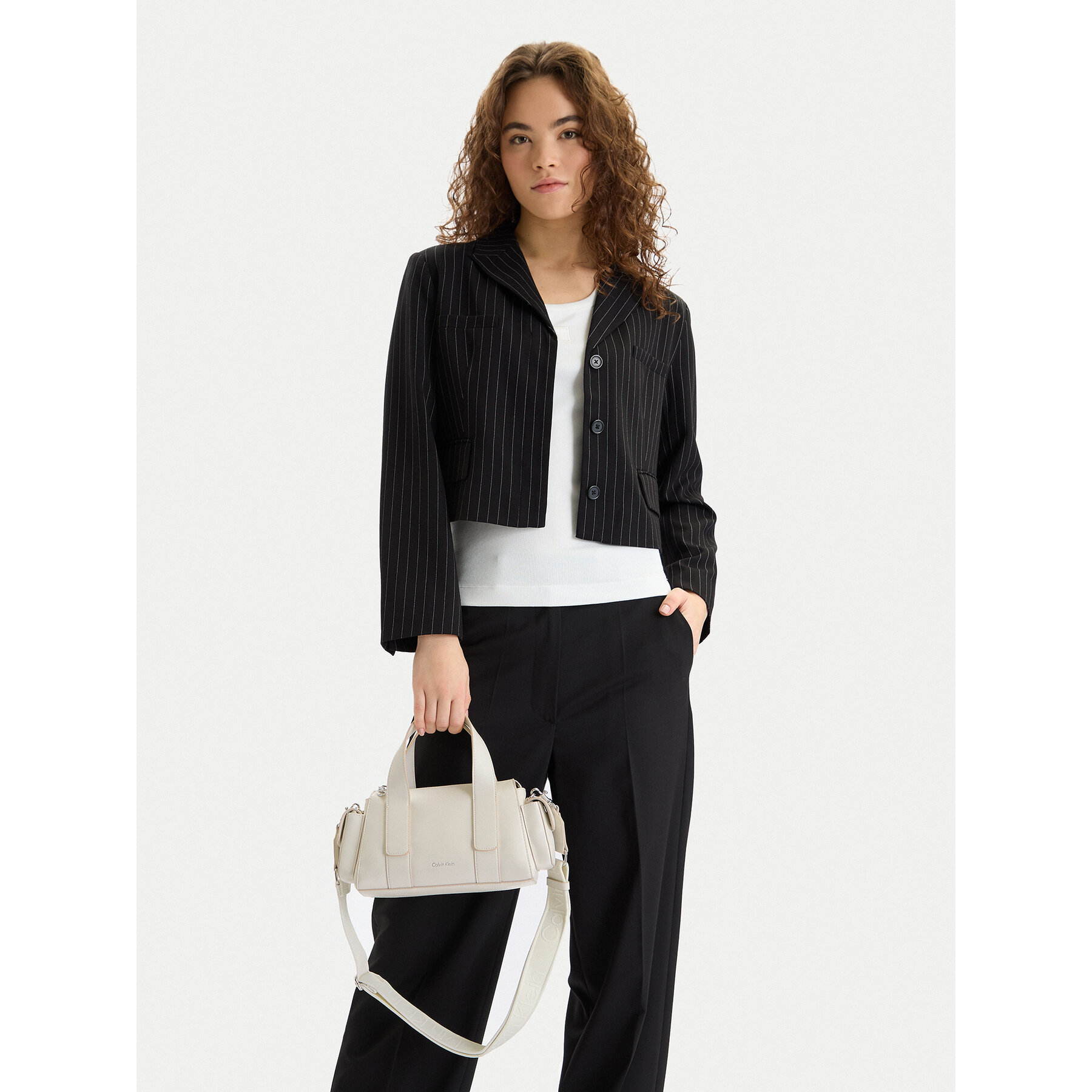Ročna torba Calvin Klein Webbing Strap Pocket Bag LV04F3291G Bela