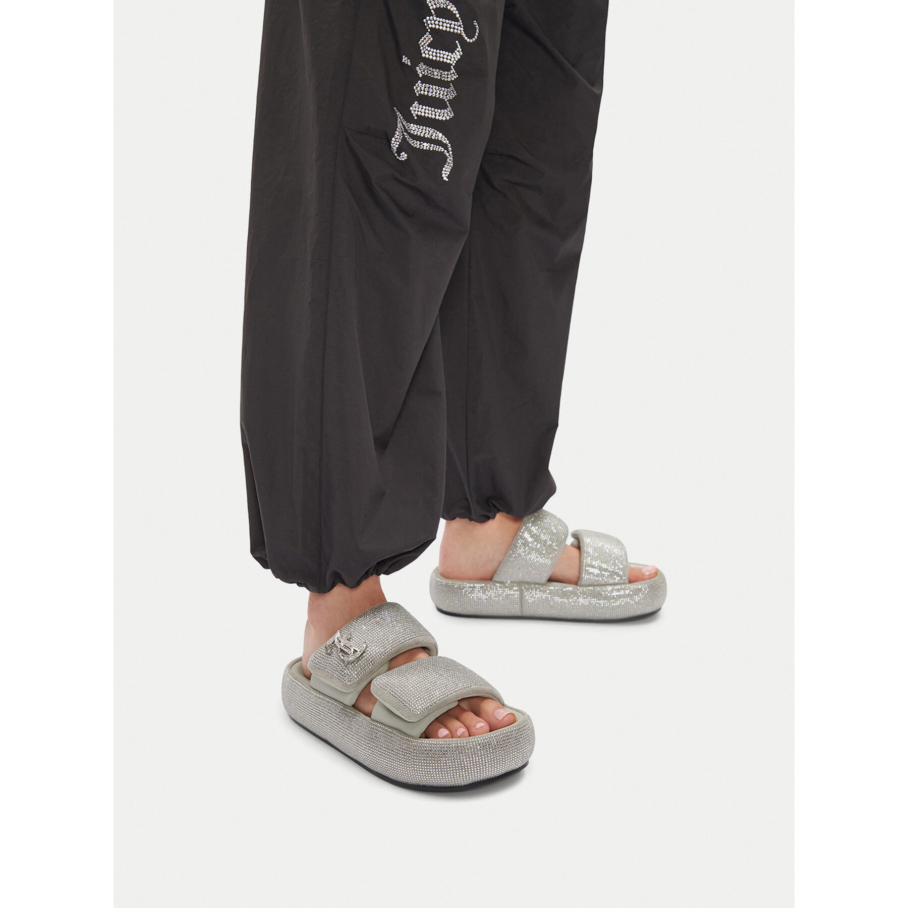 Šľapky Juicy Couture WSS21515-02 Sivá