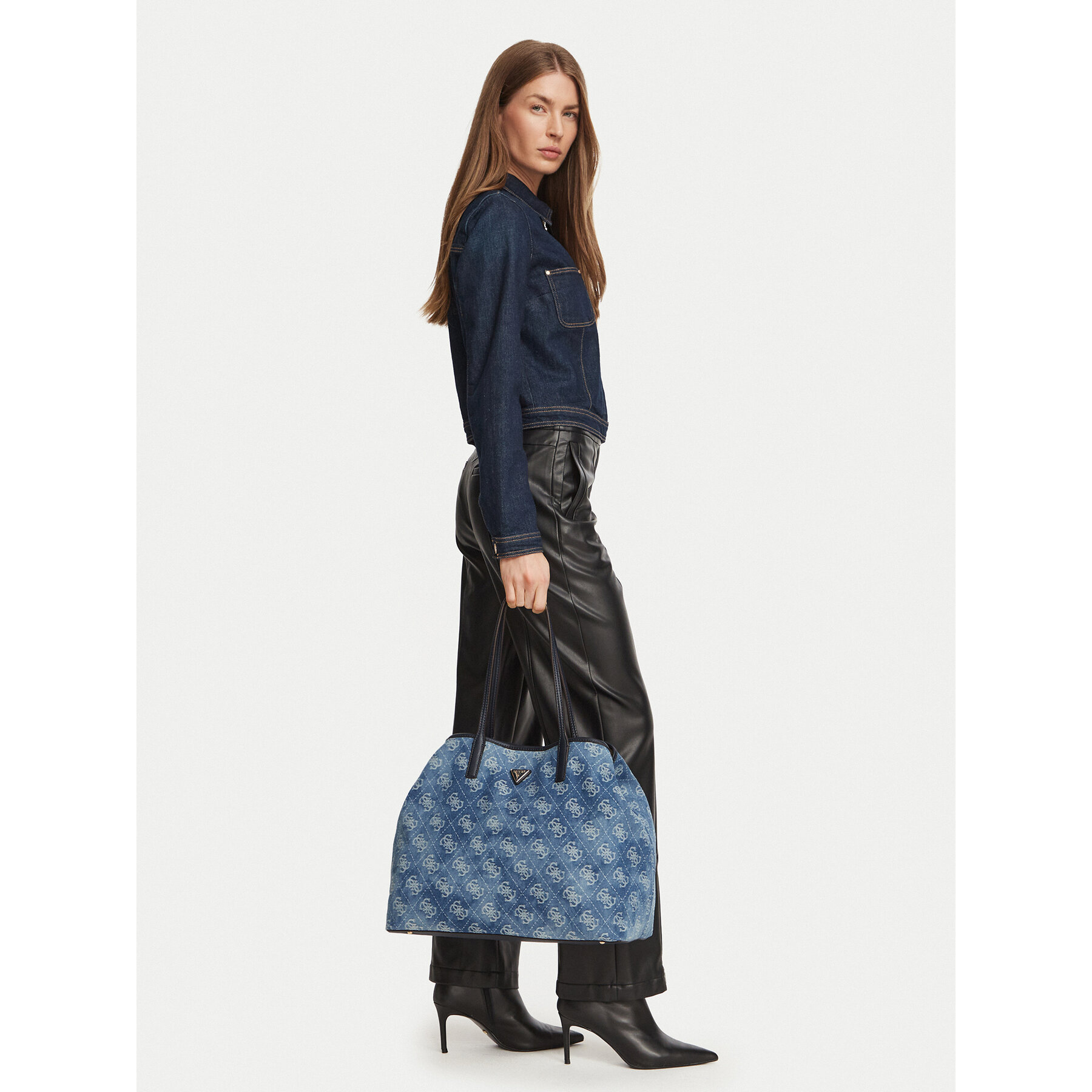 Kabelka Guess Victtoria HWDL95 14290 Modrá