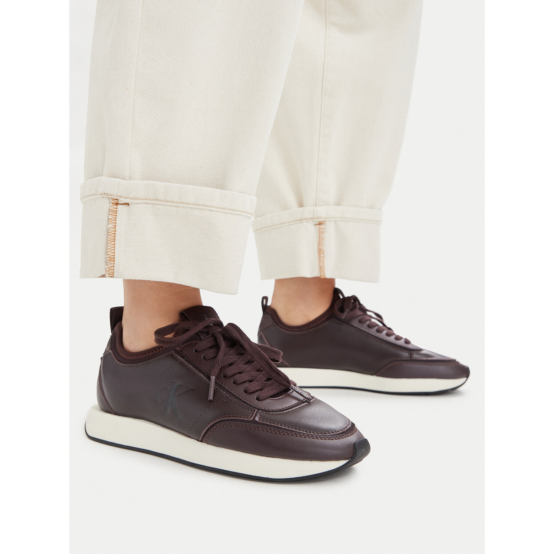 Superge Calvin Klein Retro Runner Sock Panl Lth Neo HW0HW03118 Bordo rdeča