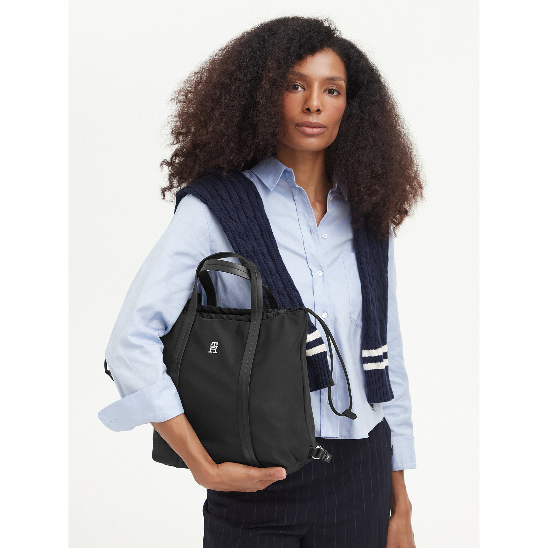 Ruksak Tommy Hilfiger Th Soft Nylon Tote/Backpack AW0AW19029 Čierna