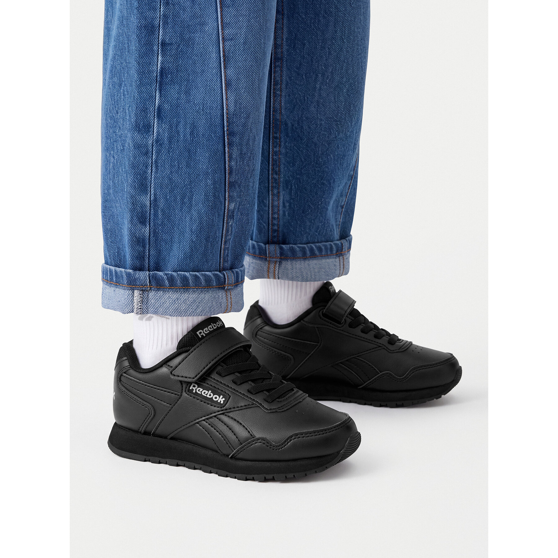 Sneakersy Reebok V9-25193(IV) Čierna