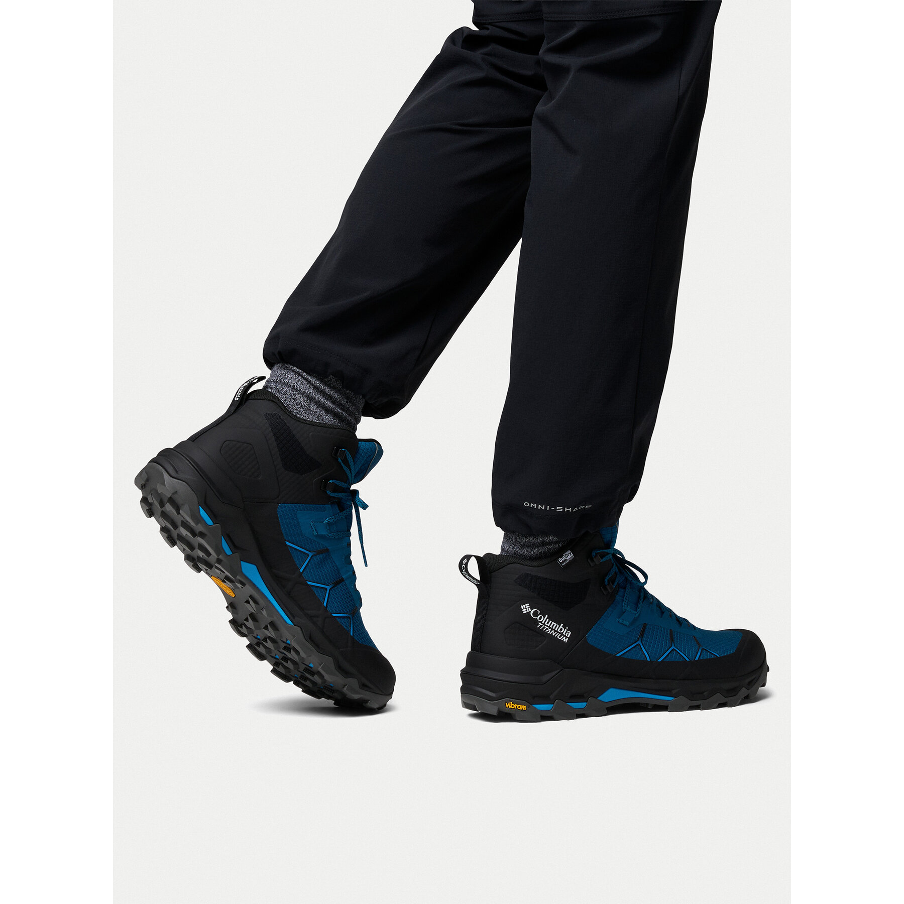 Туристически Columbia Peakfreak™ Titanium™ Outdry™ Mid 2165641 Син