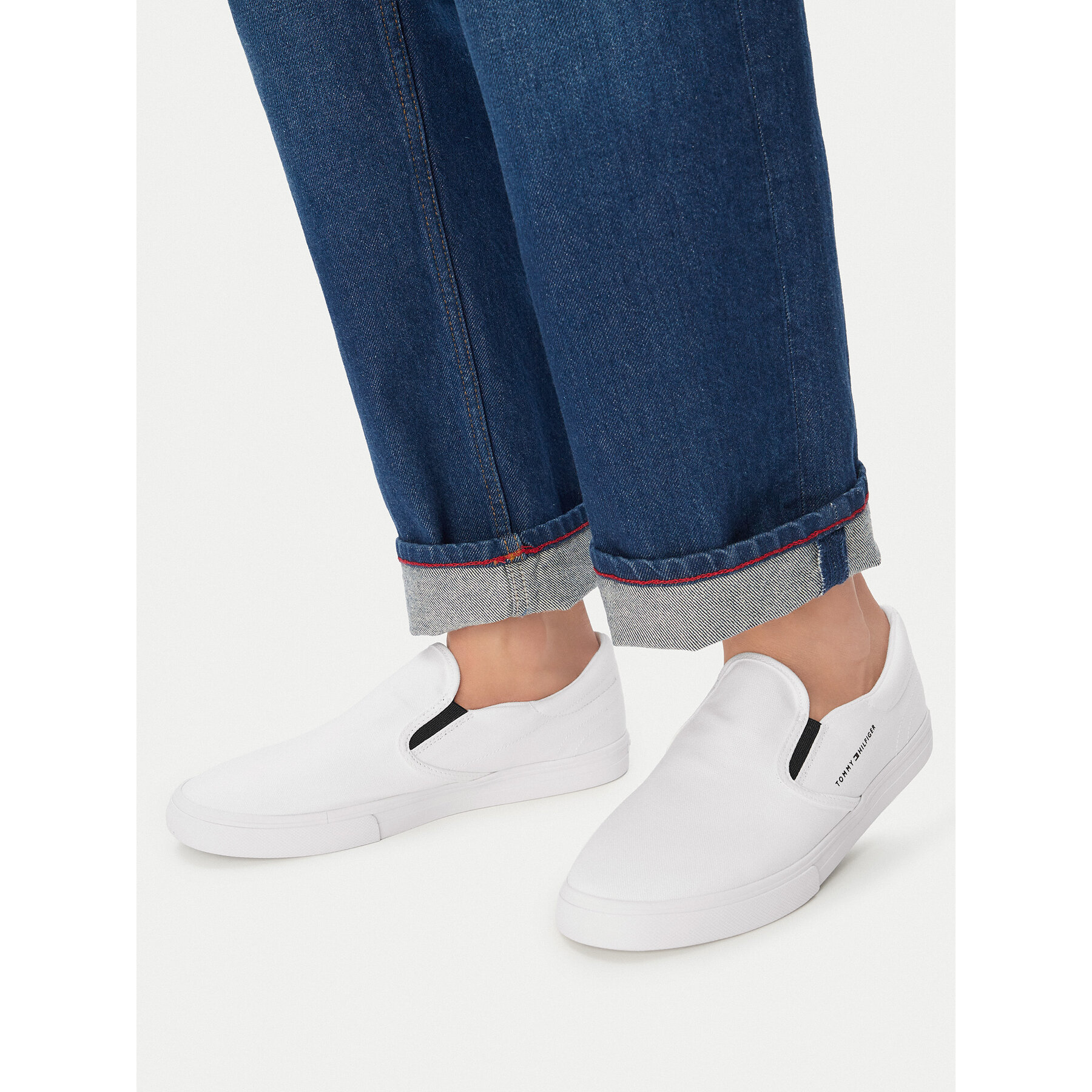 Teniși Tommy Hilfiger Vulc Core FM0FM05689 Alb