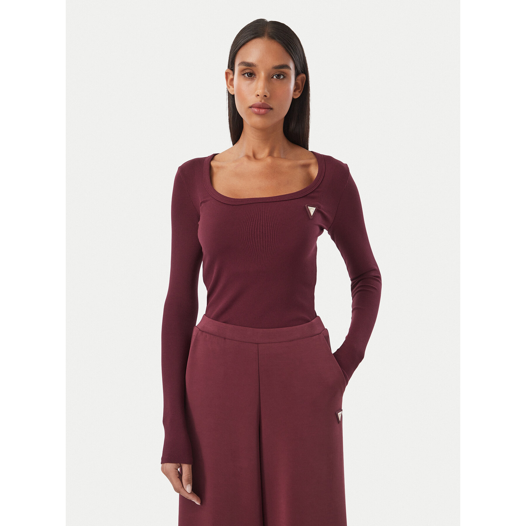 Guess Bluza V4BP07 K8RT2 Bordo rdeča Slim Fit