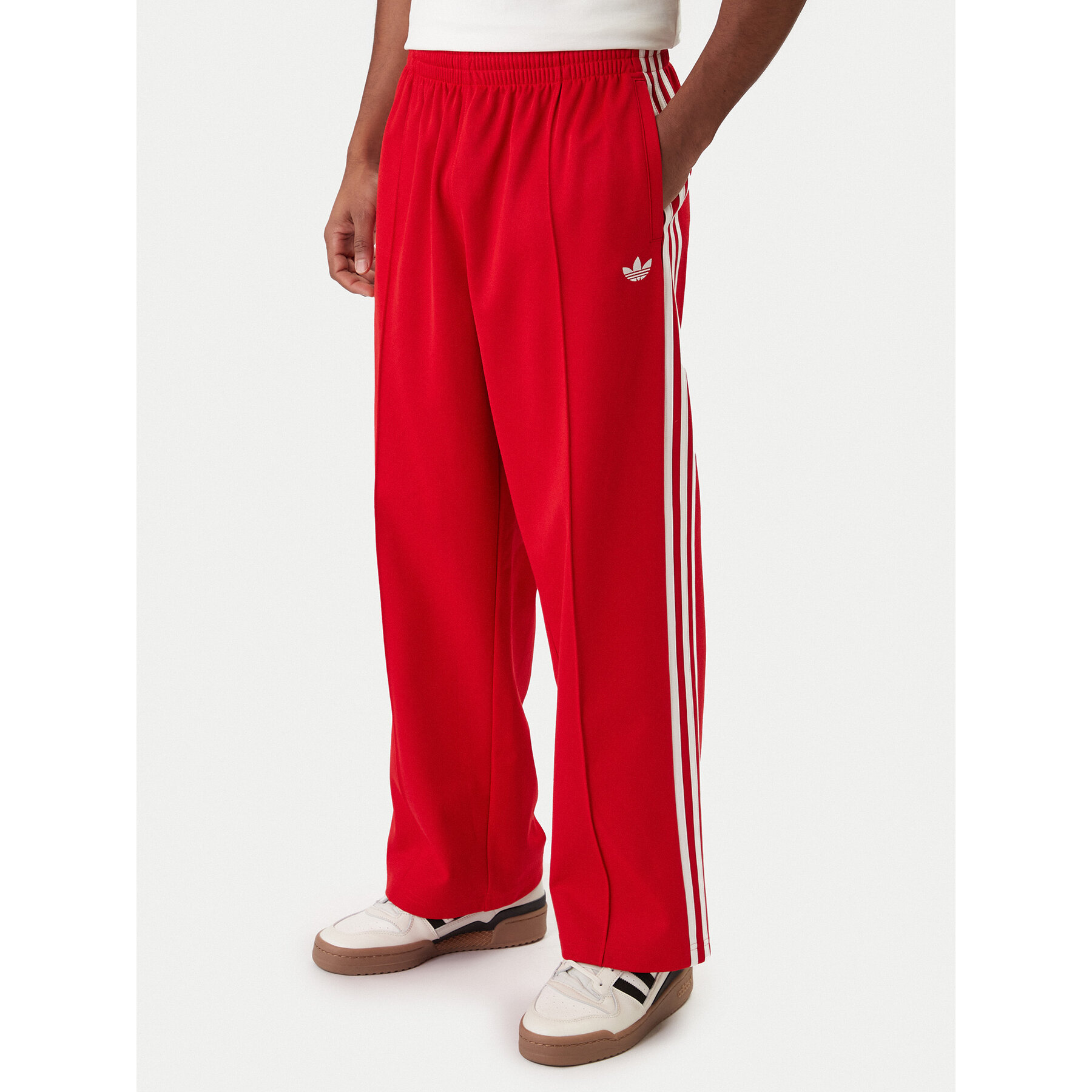 adidas Jogginghose adicolor KE3498 Rot Loose Fit