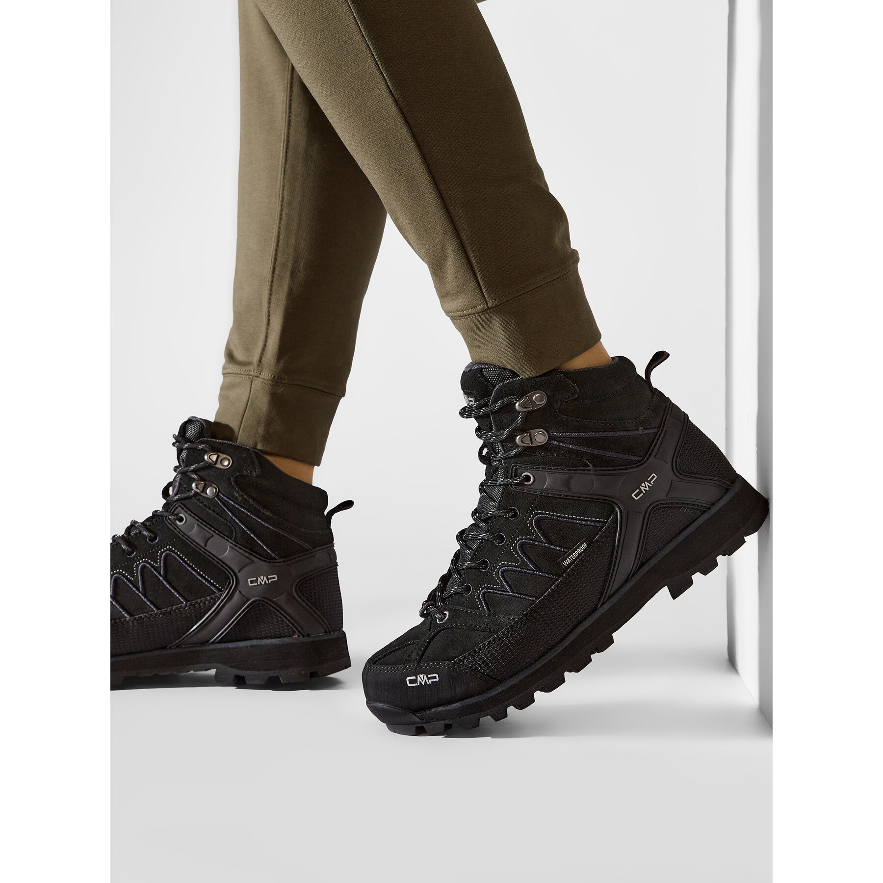 Trekingová obuv CMP Moon Mid Trekking Shoe Wp 31Q4797 Čierna
